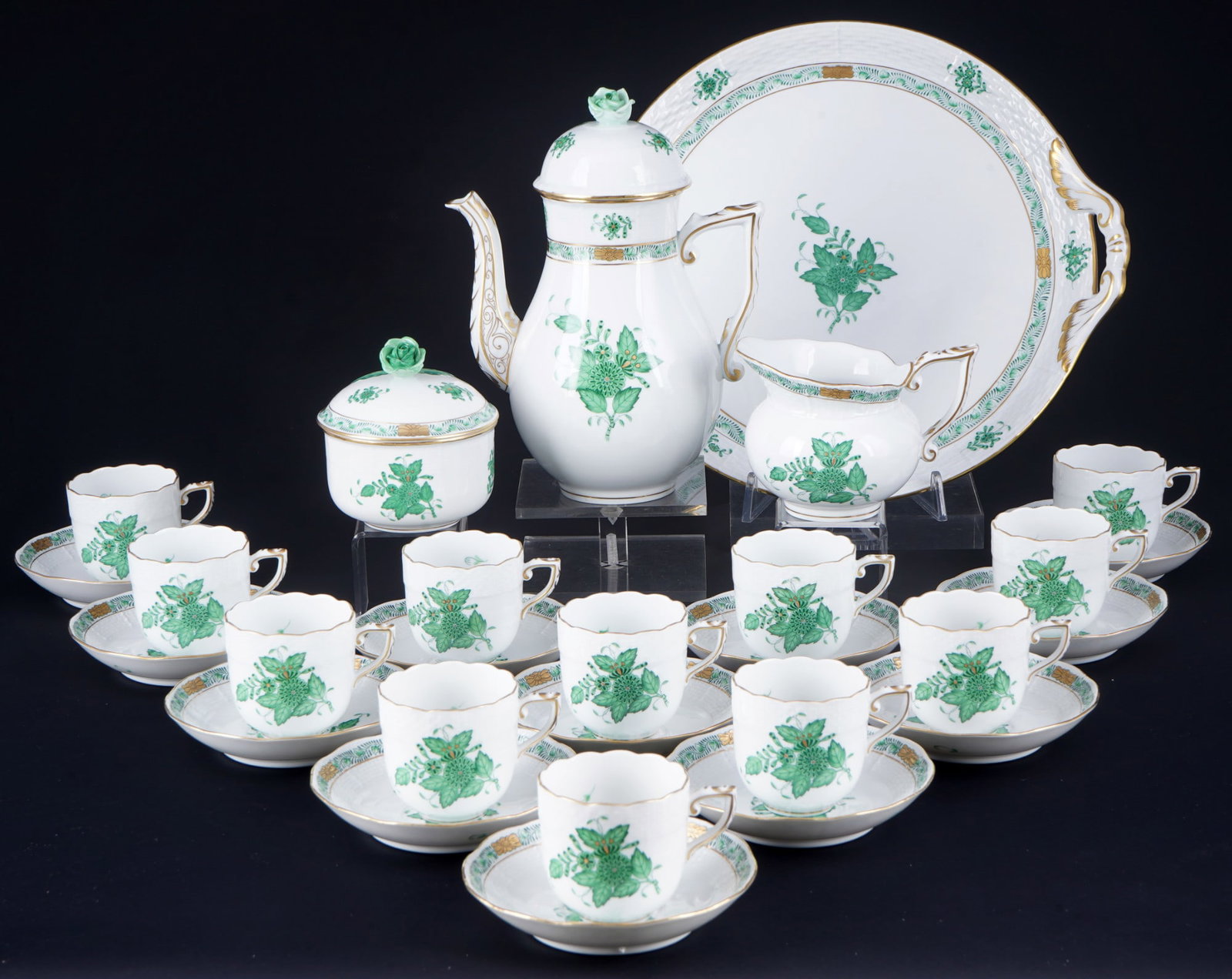 Herend Apponyi Vert mocha service for 12 persons,: 28-piece porcelain, Hungary 20th century, blue company mark, decor AV Apponyi Vert, 1x coffee pot #612 H 21 cm x D 10.5 cm, 1x milk jug #642 H 9 cm x D 9 cm, 1x sugar bowl #663 H 9 cm x D 10 cm, 12x m