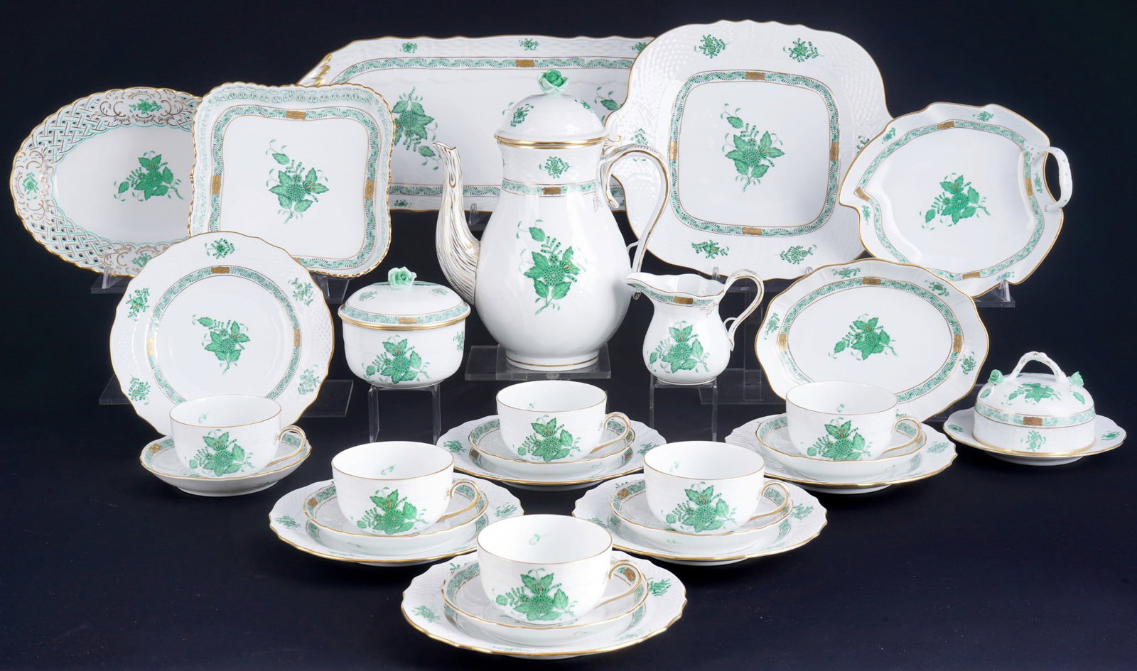 Herend Apponyi Vert tea service for 6 persons, (1 of 13)