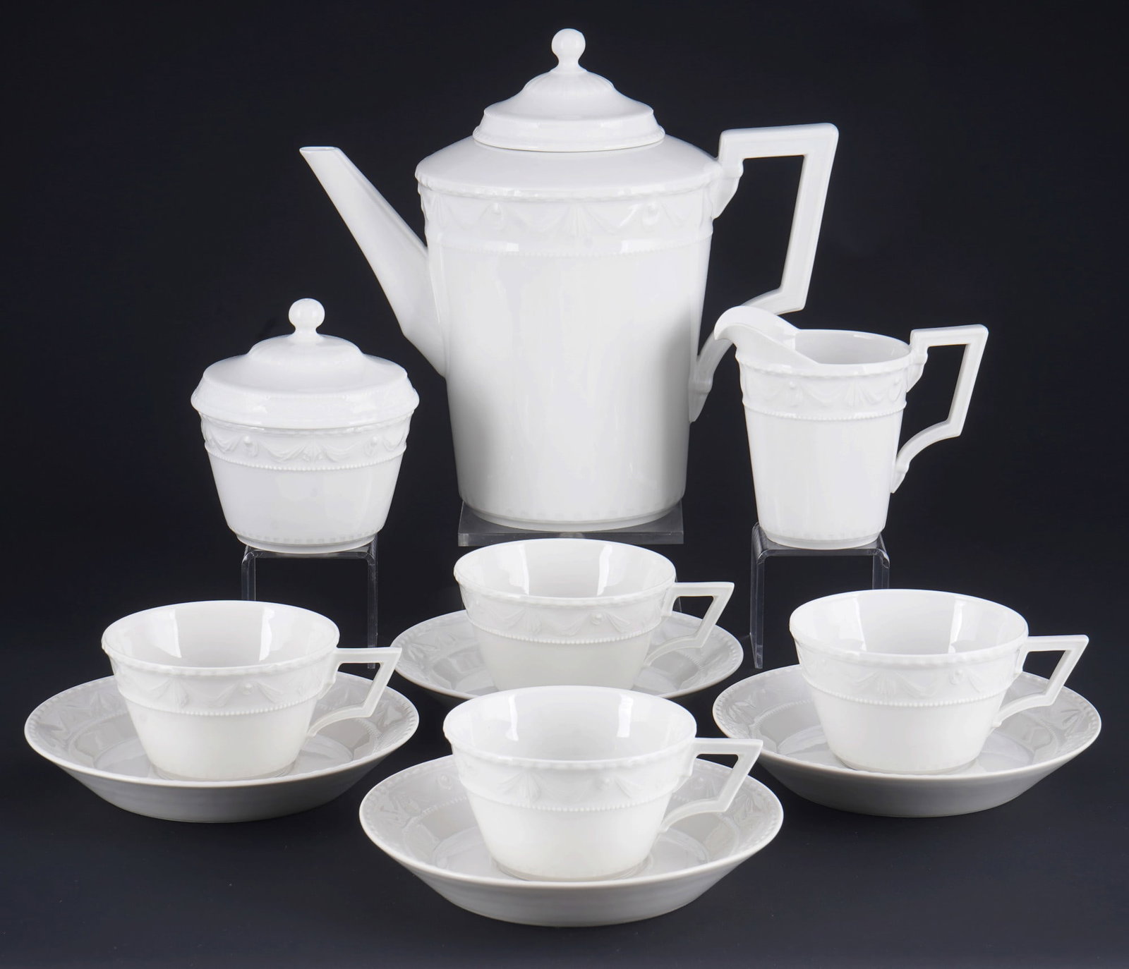 KPM Berlin Courland tea service for 4 persons, (1 of 5)