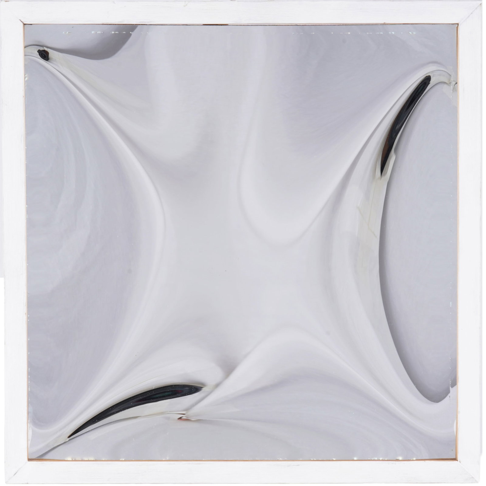 Victor BONATO (1934-2019) attributed, mirror object O-II-KK from 1972 (concave deformation),: mirror object, no recognizable signature - attributed to Victor Bonato, sticky note on wooden frame, inscribed O-II-KK from 1972, limited edition 8/85, Victor BONATO - german artist born 1934 in Colog