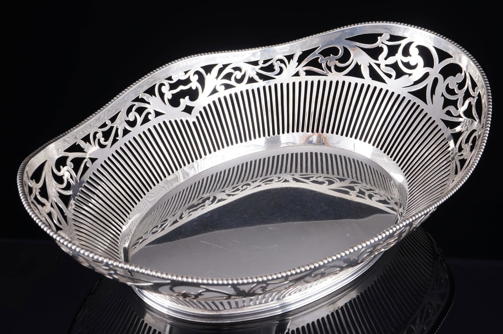 Netherlands 833 large cutwork basket, - 2