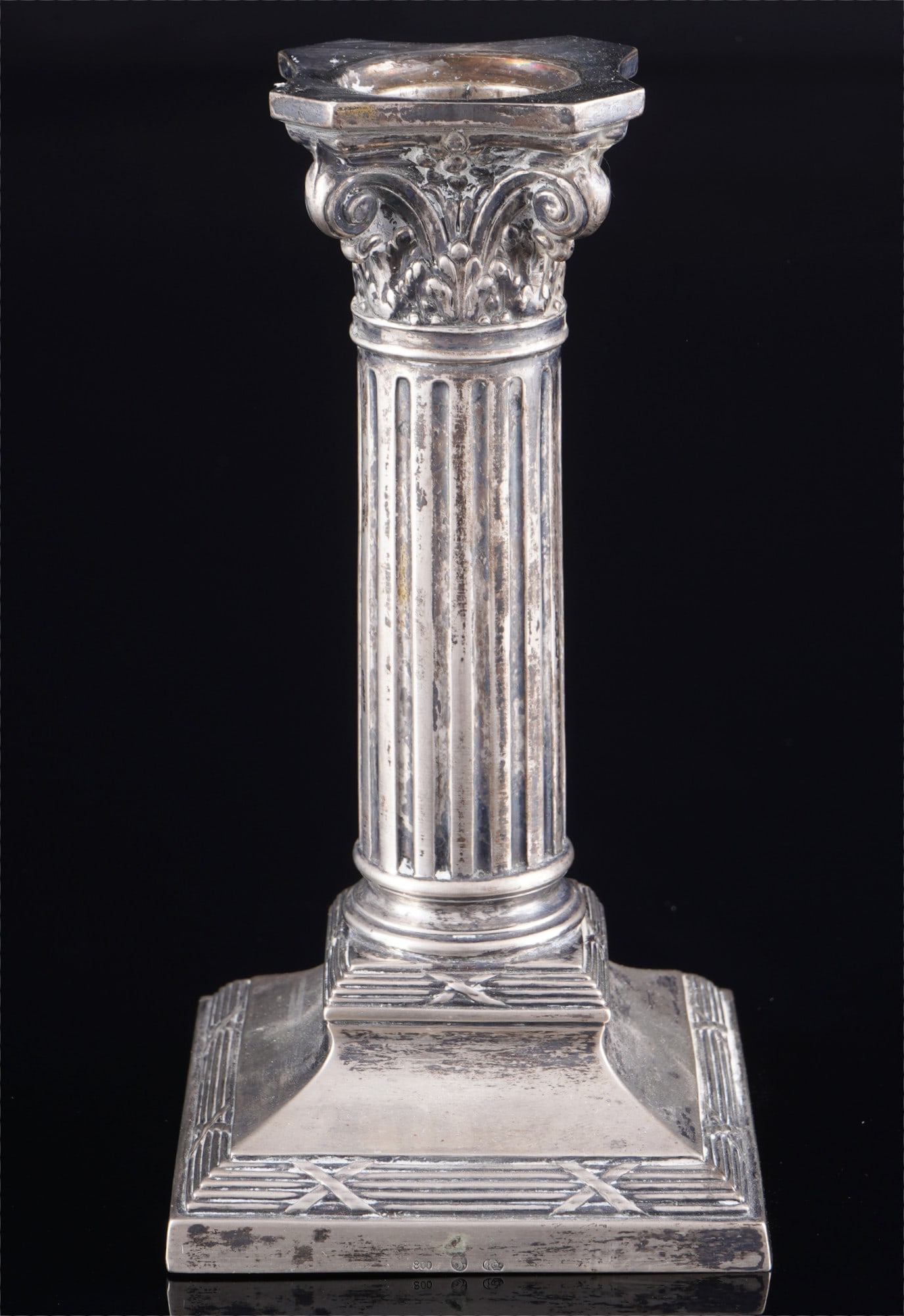 800 silver candlesticks as a corinthian column,: silver 800/000, hallmarked 800 + crescent & crown + Gebr. Kuehn company mark, engraved Tennis Tournament Karlsruhe 10 July 1910, H 14.5 cm x W 7.5 cm, silver weight approx. 118 grams