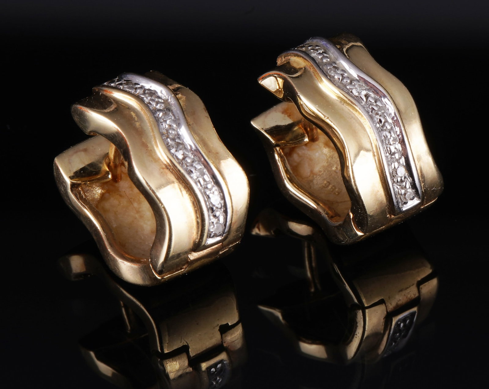750 gold elegant stud earrings, (1 of 6)