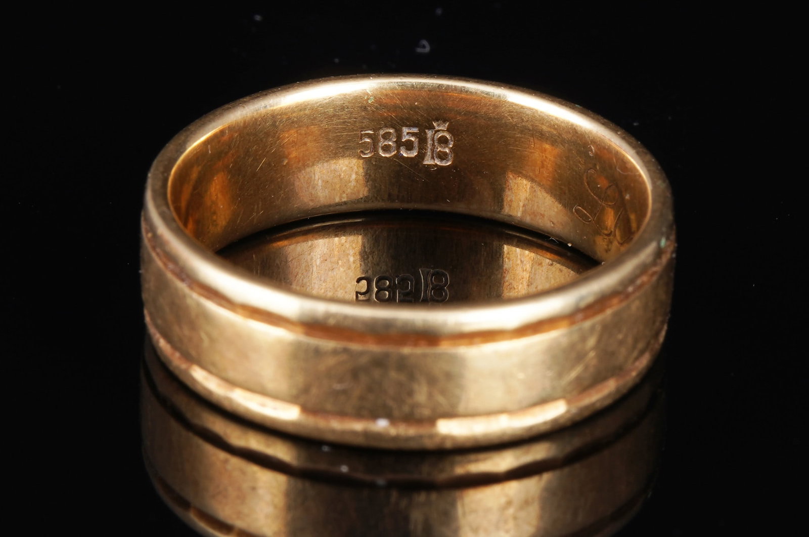 585 Gold Ring, - 3