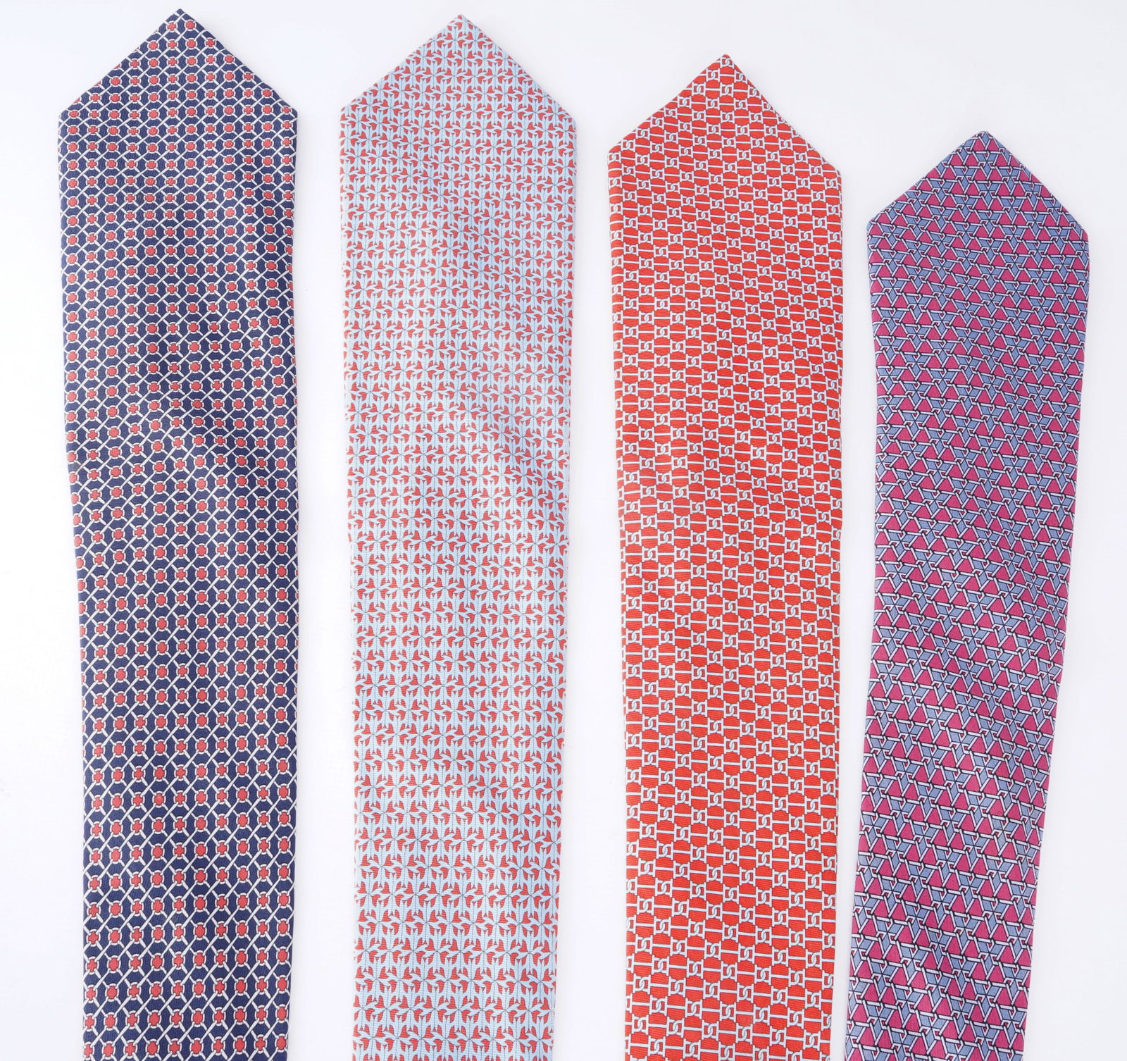 Hermes 4 assorted ties, - 3