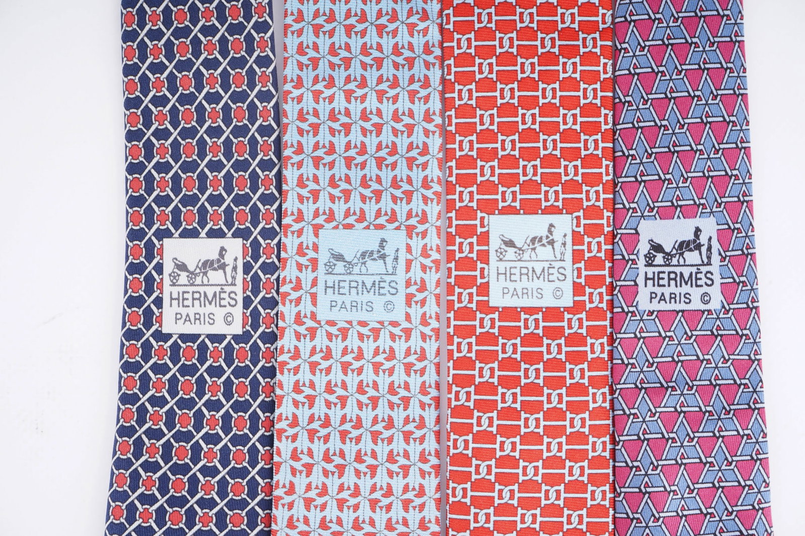 Hermes 4 assorted ties, - 4