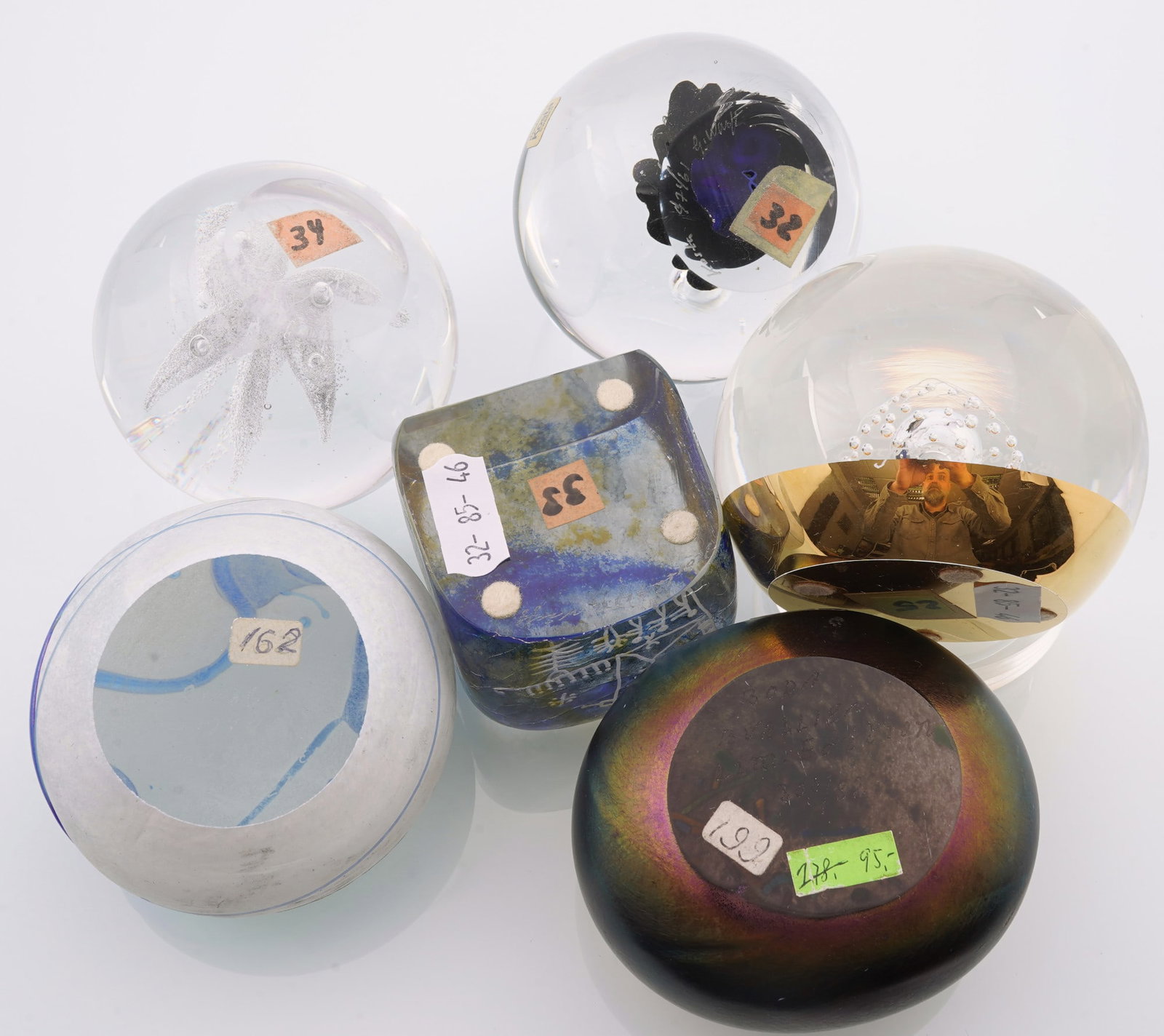 Kosta Bode - 10 Paperweights - 8