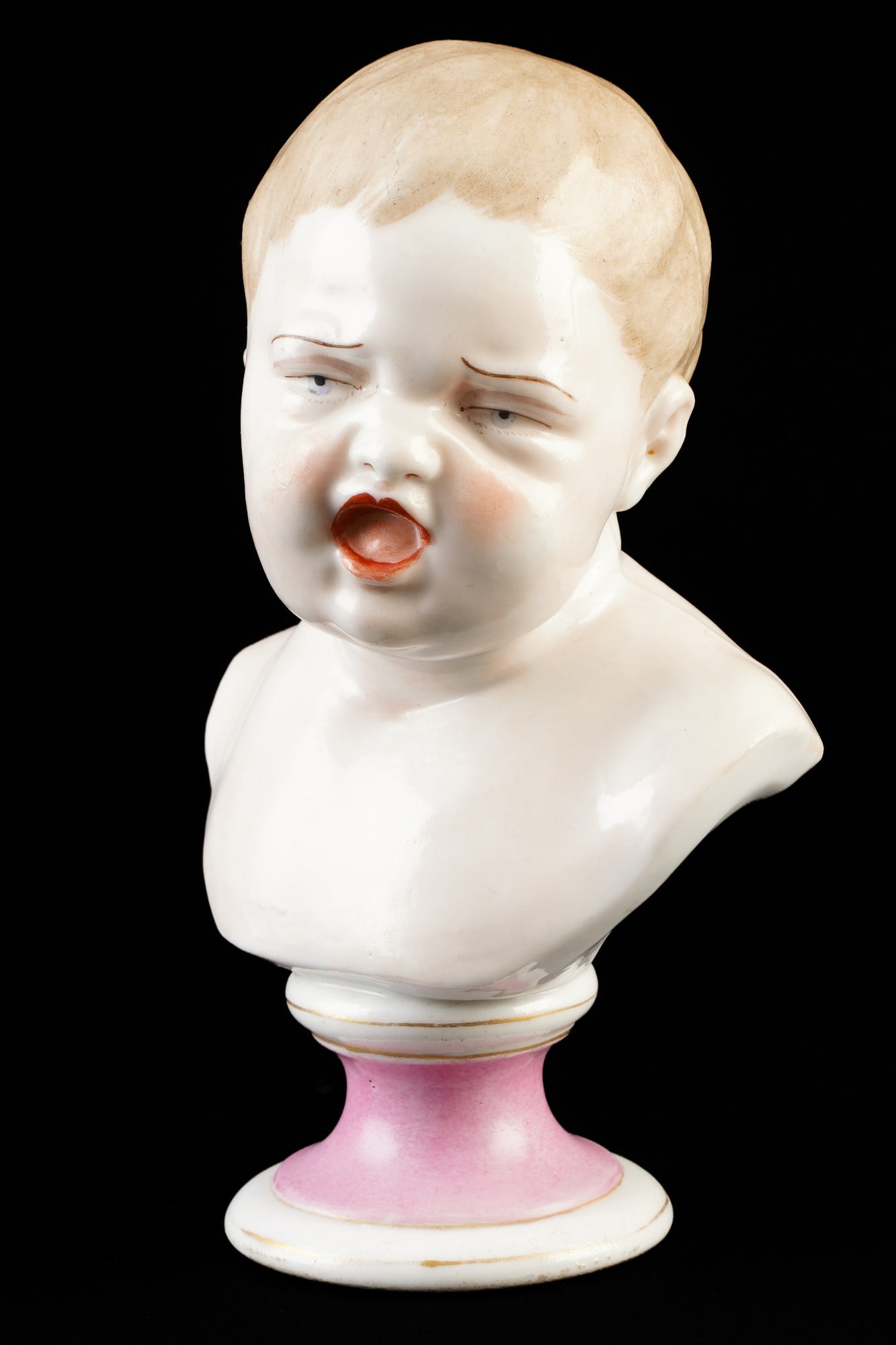 Meissen bust of a crying child 1st choice,: Porcelain, blue crossed swords mark, first choice, design by Johann Joachim KAENDLER (1706-1775), bust of a crying child, H 15 cm x W 9 cm, slightly rubbed