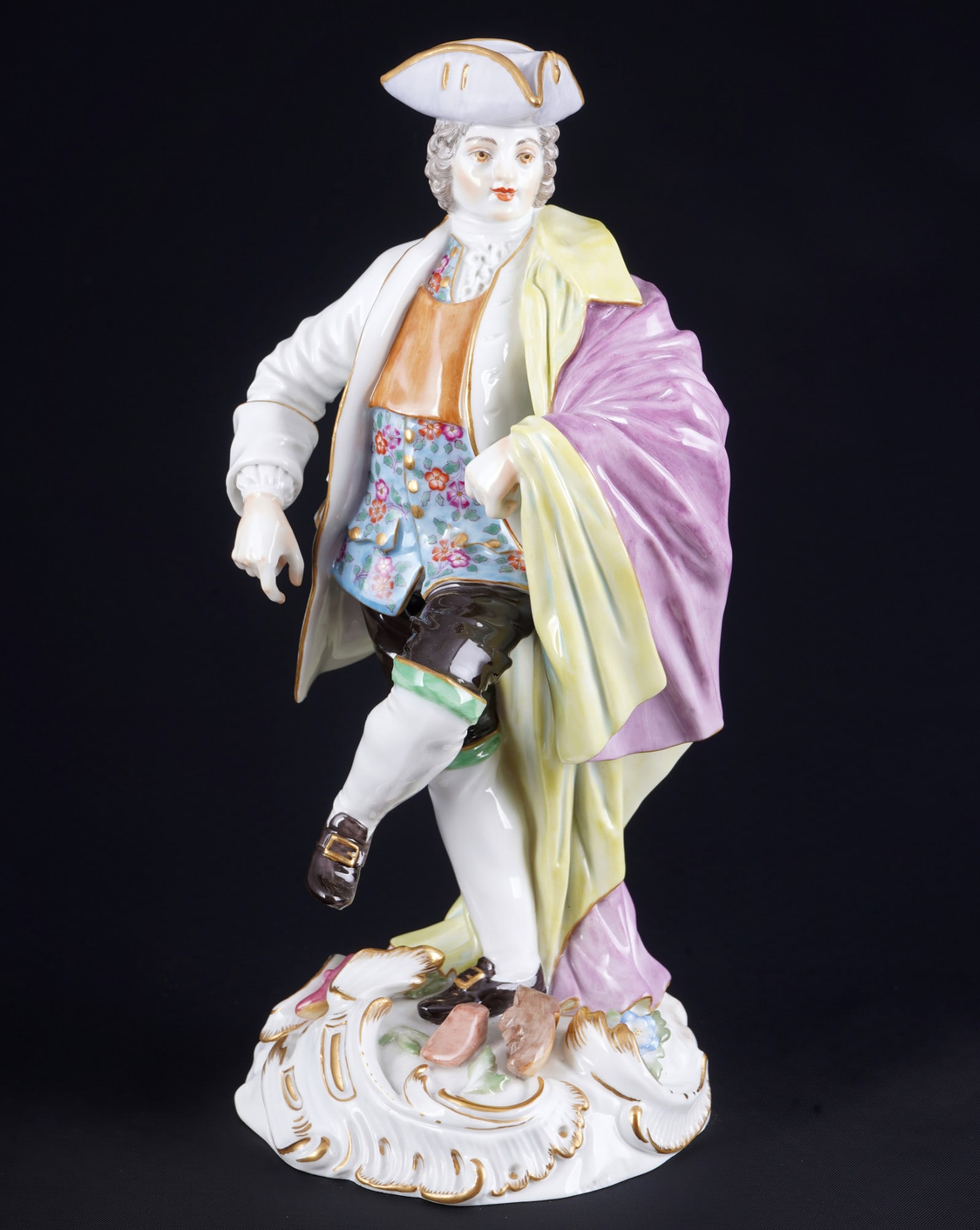 Meissen dancing shoemaker 1st choice - J. J. KAENDLER,: porcelain, blue sword mark 1st choice, design by Johann Joachim KAENDLER (1706-1775) around 1750, German sculptor, joined the manufactory in 1731 and took over the artistic direction as a master model