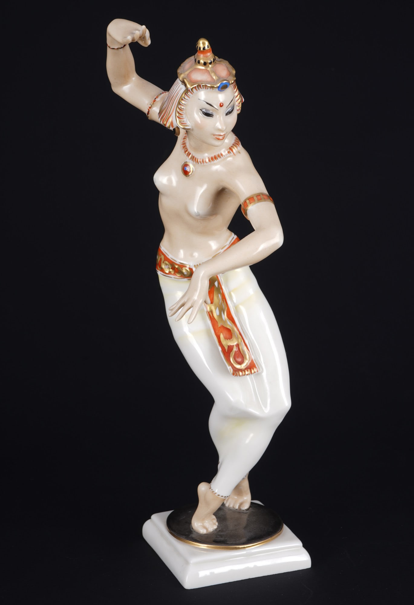 Hutschenreuther female balinese dancer / bayadere - Carl WERNER,: porcelain, green company mark, design by Carl WERNER (1895-1980), model no. 8230 (counterpart to the sword dancer # 8229), H 28.5 cm x W 11 cm
