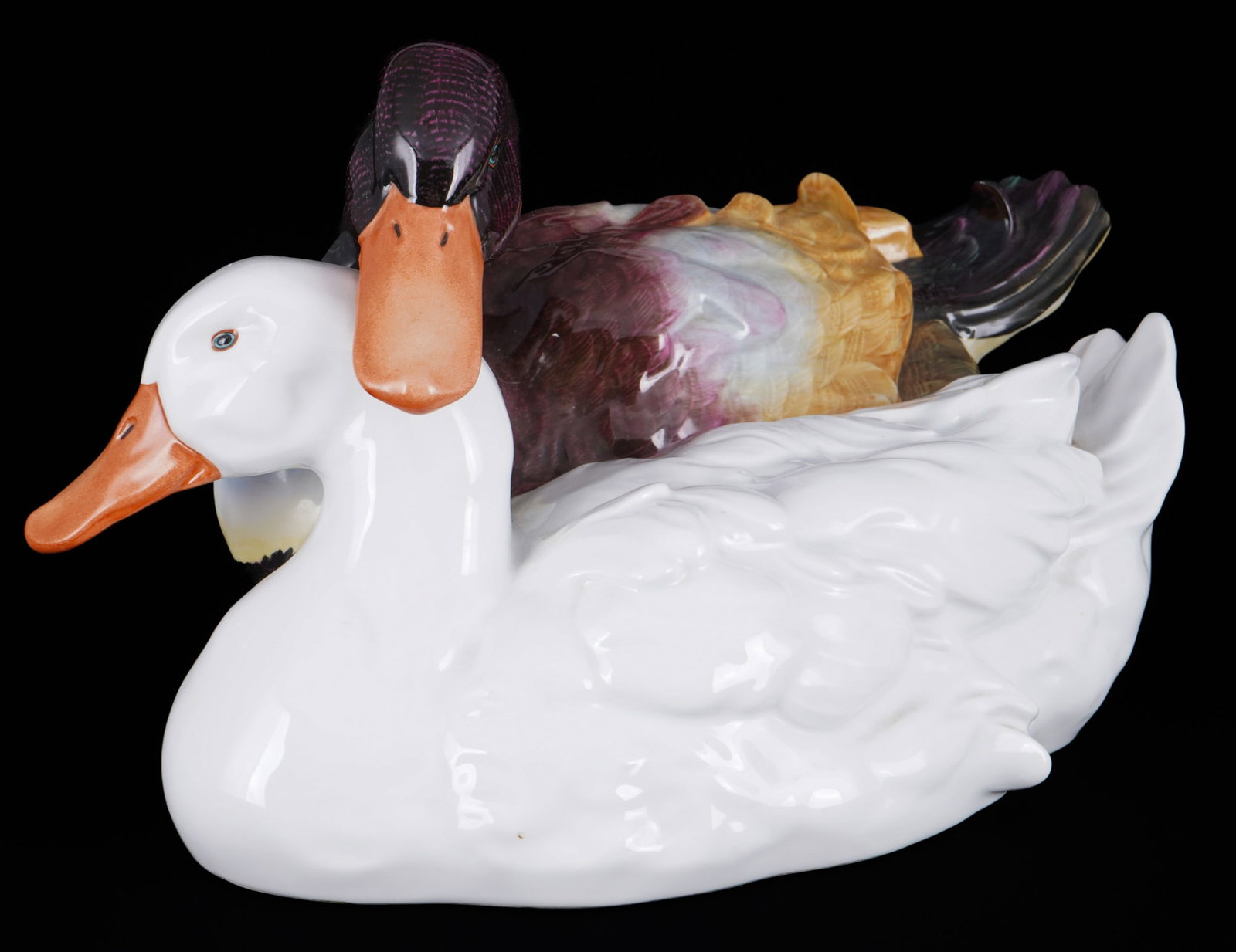 Herend pair of ducks - G?bor KRIPLI,: porcelain, Hungary, 20th century, blue company mark, model no. 5035, H 20.5 cm x W 37.5 cm