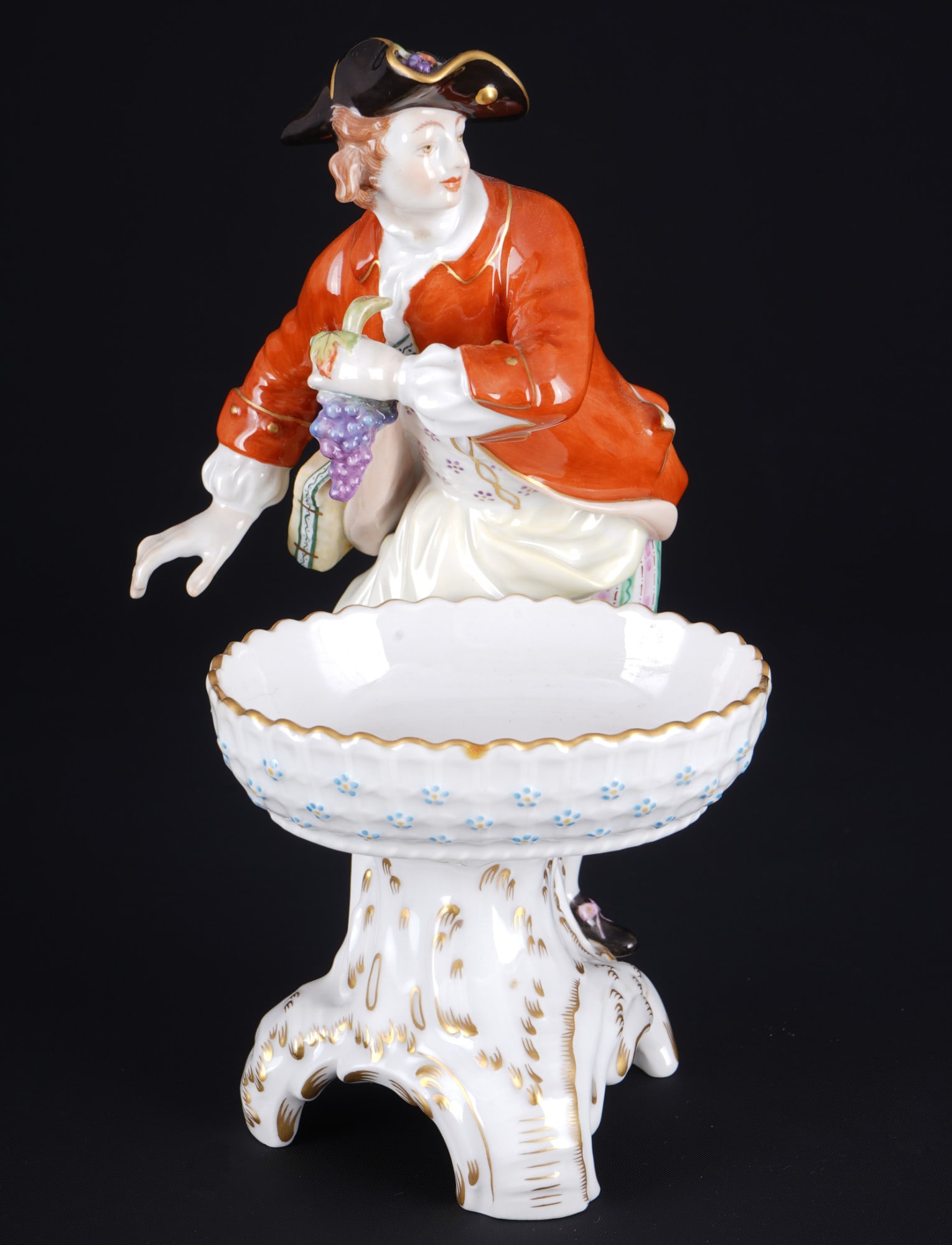 KPM Berlin Allegory of Autumn Vinter - Figurative Salt Cellar - Friedrich Elias MEYER,: porcelain, Royal Porcelain Manufactory Berlin, blue scepter mark with red imperial orb, design by Friedrich Elias MEYER (1723-1785), vintner as an allegory of autumn, H 21.5 cm x W 12.5 cm