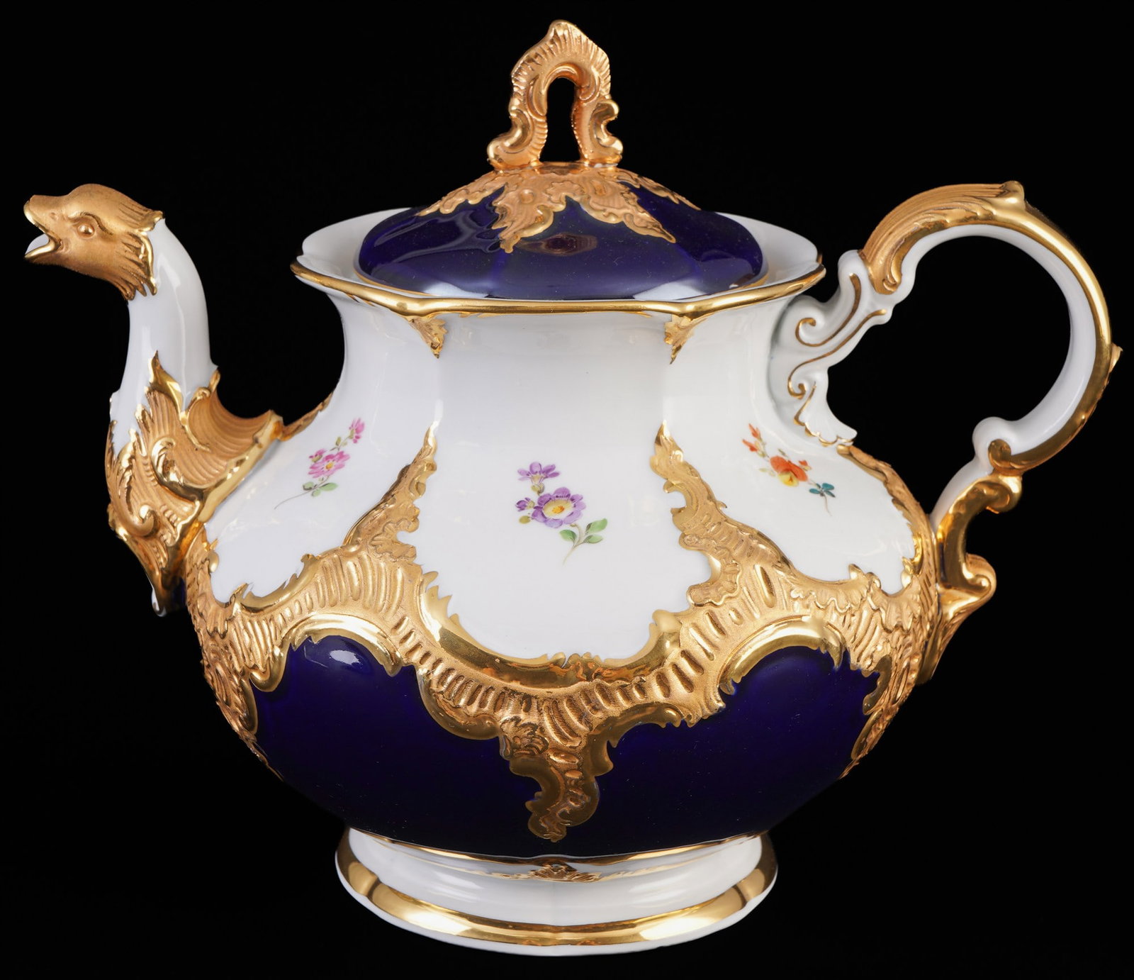 Meissen B-Form Strewn Flowers royal blue tea pot, (1 of 6)