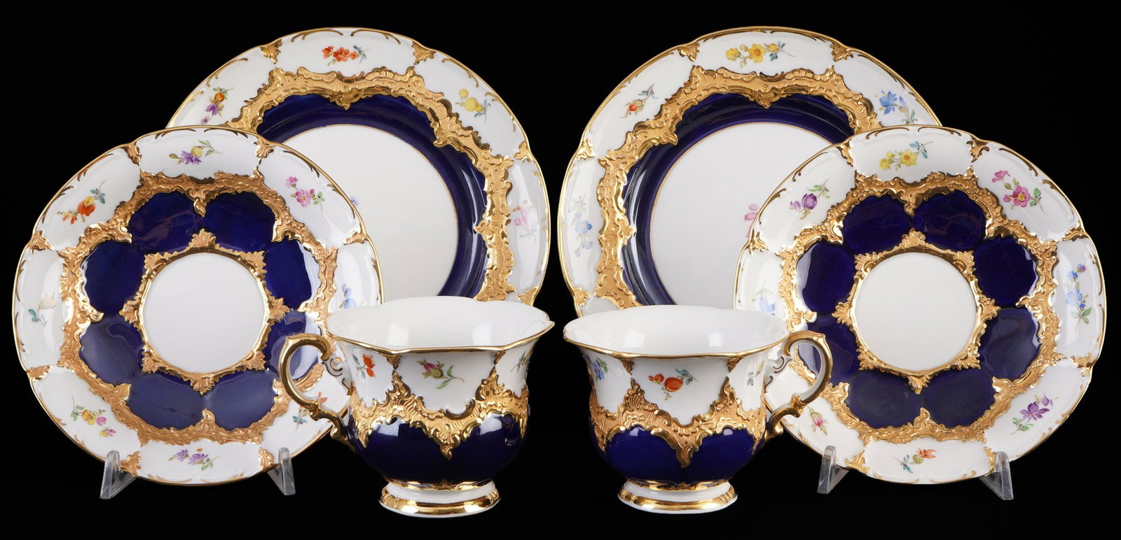 Meissen B-Form Strewn Flowers royal blue 2 coffee place settings, (1 of 3)