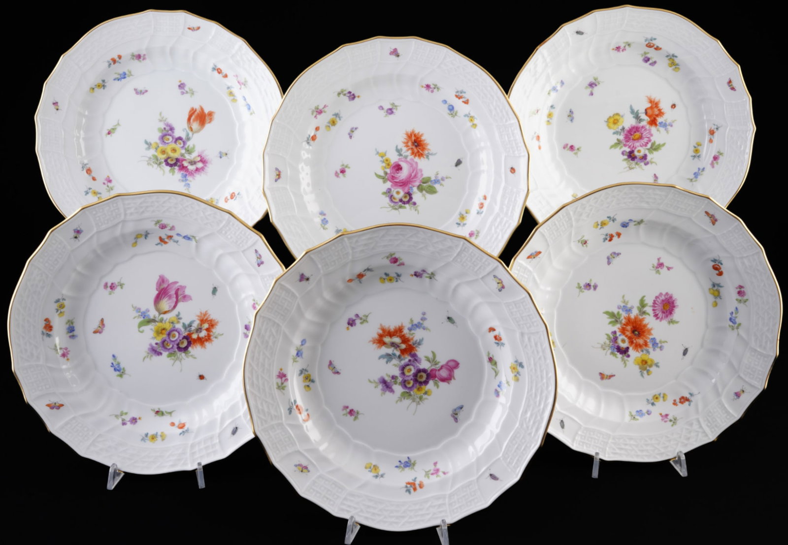 Meissen Flower Bouquet with Insects New Brandenstein 6 dinner plates 1st choice, (1 of 3)