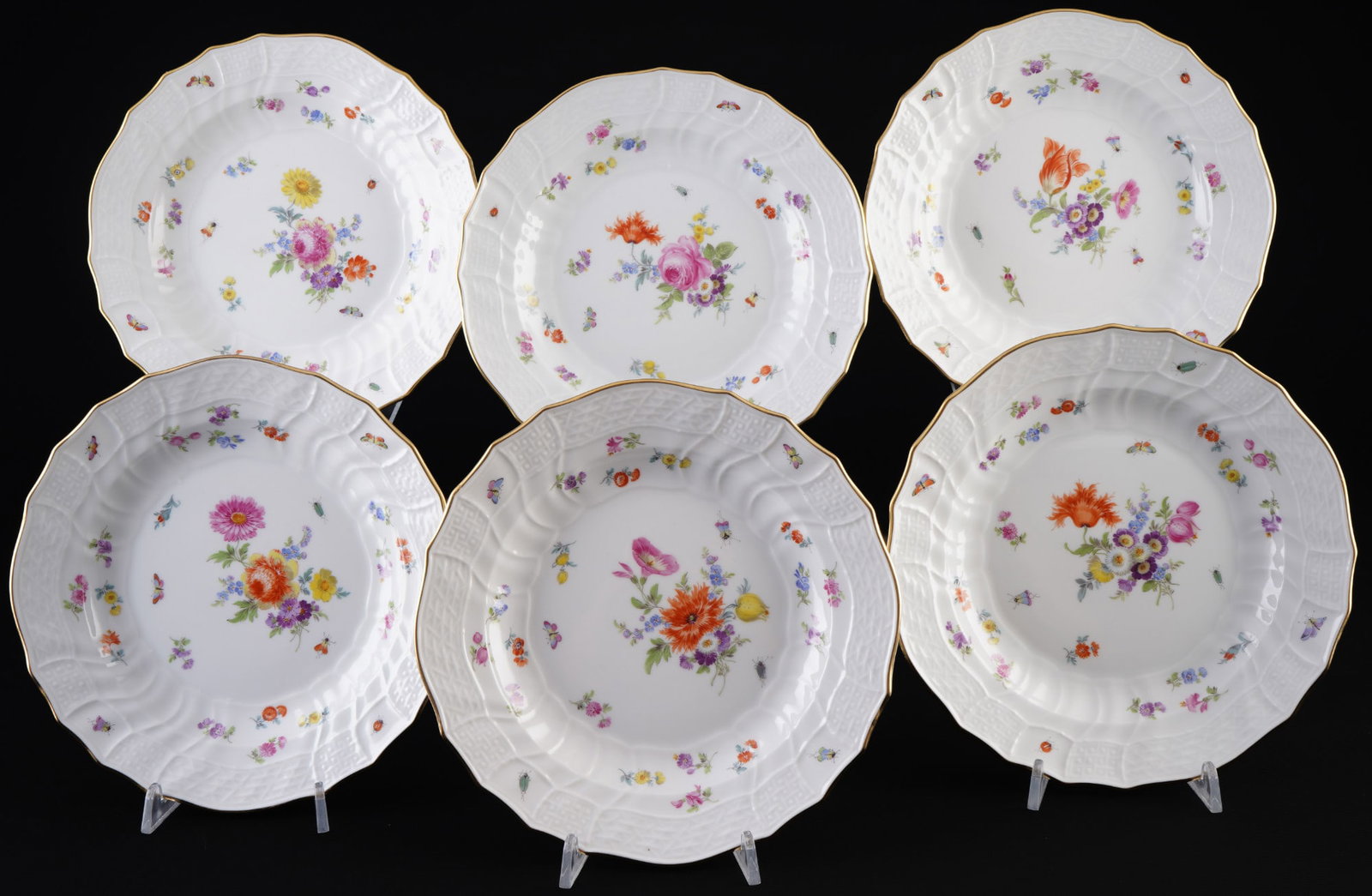 Meissen Flower Bouquet with insects New Brandenstein 6 dessert plates 1st choice,: porcelain, blue sword mark 1st choice, decor Flower Bouquet with Insects and Strewn Flowers, with New Brandenstein relief, 6x D 20.5 cm