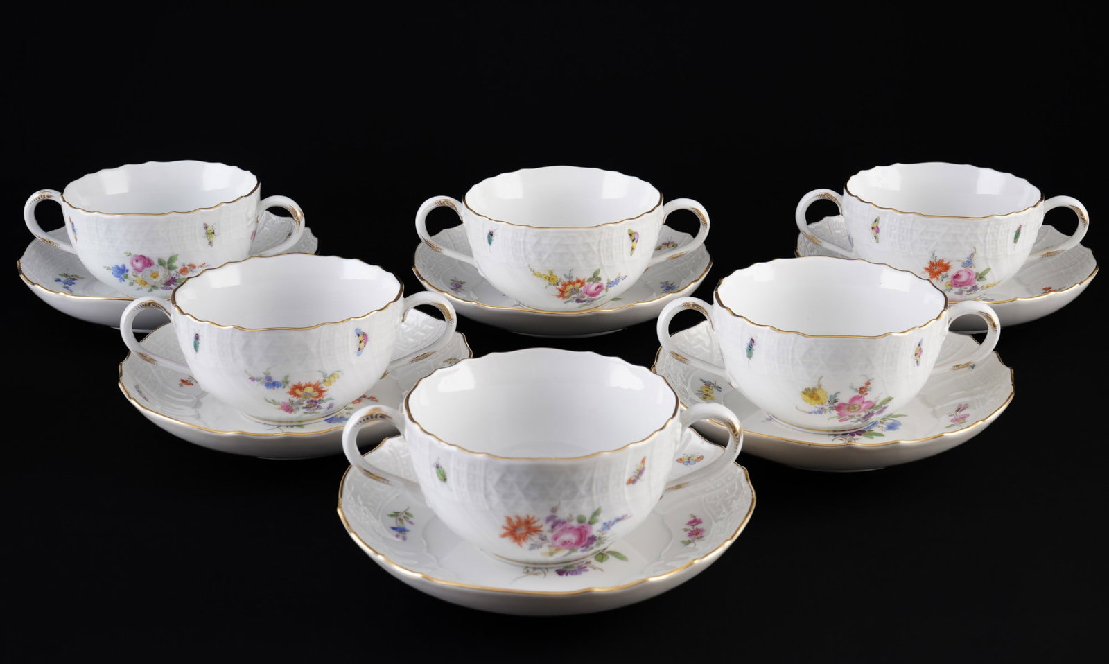 Meissen Flower Bouquet with Insects New Brandenstein 6 soup bowls 1st choice,: porcelain, blue sword mark 1st choice, decor Flower Bouquet with Insects and Strewn Flowers, with New Brandenstein relief, 6x soup bowls H 5.5 cm x D 10 cm, 6x saucers D 16 cm