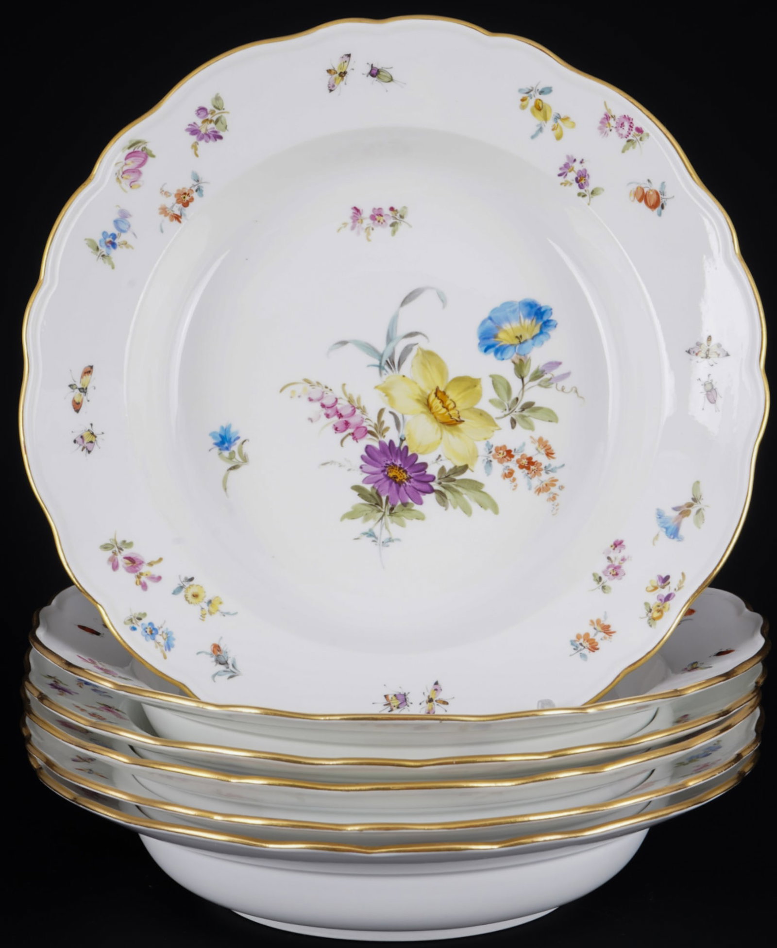 Meissen Flower Bouquet with Insects 6 soup plates 1st choice,: porcelain, blue sword mark 1st choice, knob mark 1815-1924, decor Flower Bouquet with Strewn Flowers and Insects on the rim, 6x D 23 cm