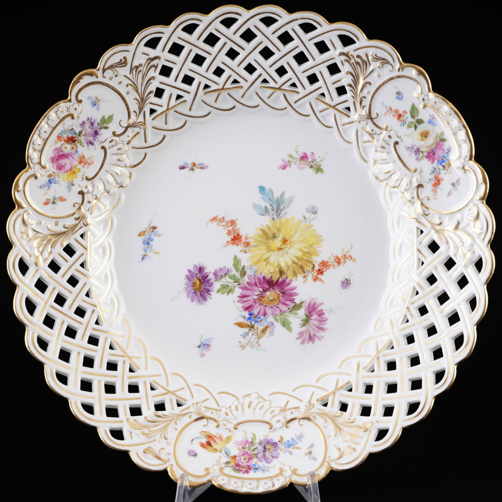 Meissen Flower Bouquet large cutwork splendid plate 1st choice,: porcelain, blue sword mark 1st choice, Flower Bouquet, cutwork, D 29 cm