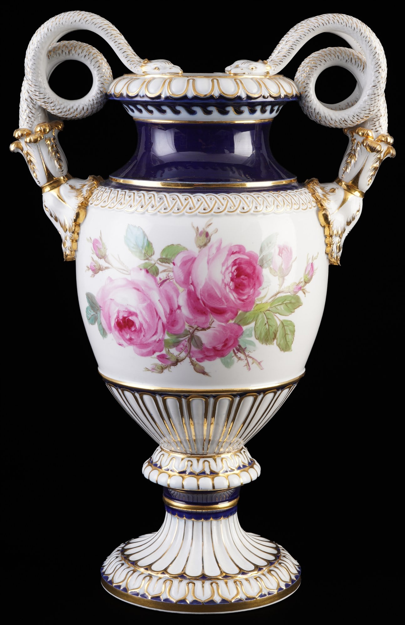 Meissen large snake-handled vase Rose Bouquet royal blue 1st choice - Ernst A. LEUTERITZ,: porcelain, blue sword mark 1st choice, knob mark 1815-1924, design by Ernst August LEUTERITZ (1818-1893), decor Rose Bouquet royal blue, spray gold, with two snake handles on each side, H 38 cm x W 26
