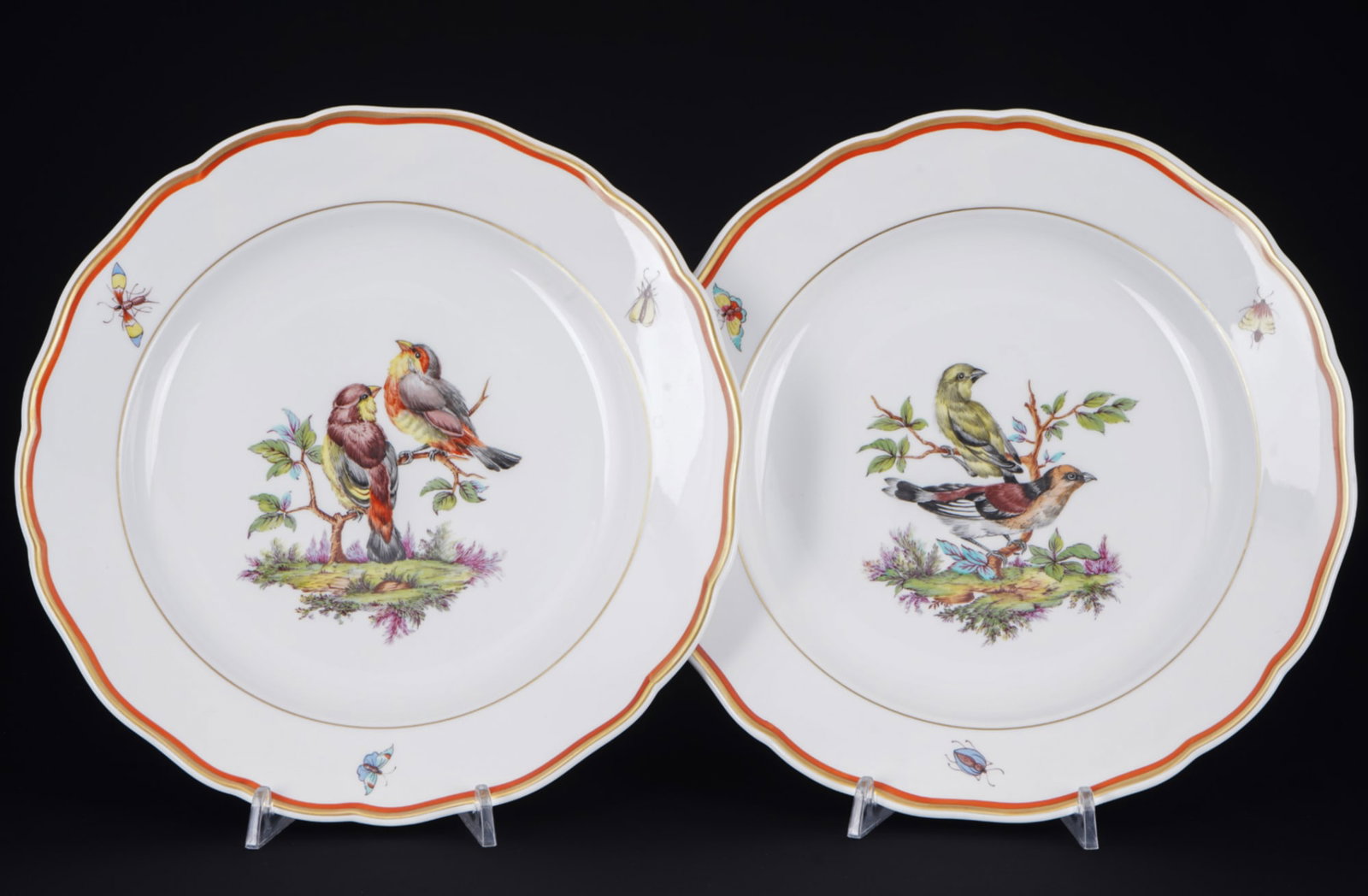 Meissen Birds 2 dinner plates,: porcelain, blue sword mark with two grinding strokes 2nd choice, decor Bird with Insects on plate rim, coral red/gold rim, house painting, manufactured 1973, 2 x D 25 cm