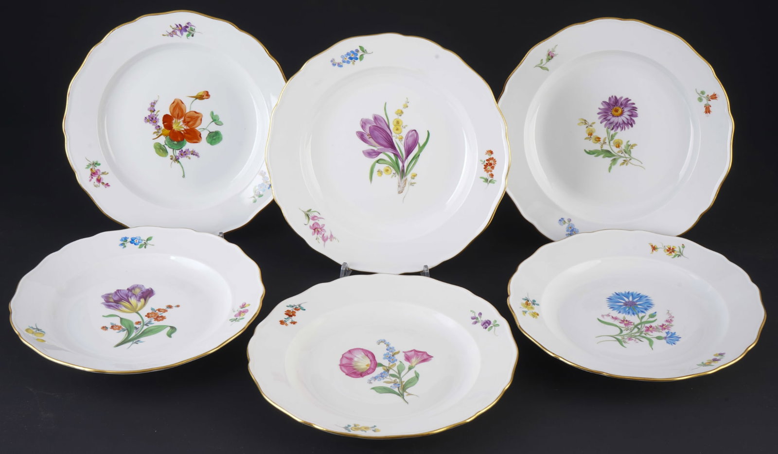 Meissen Flowers 6 dinner plates 1st choice,: porcelain, blue sword mark 1st choice, Pfeiffer period 1924-1934, decor Flowers 2, 6x D 25, slight gold abrasion