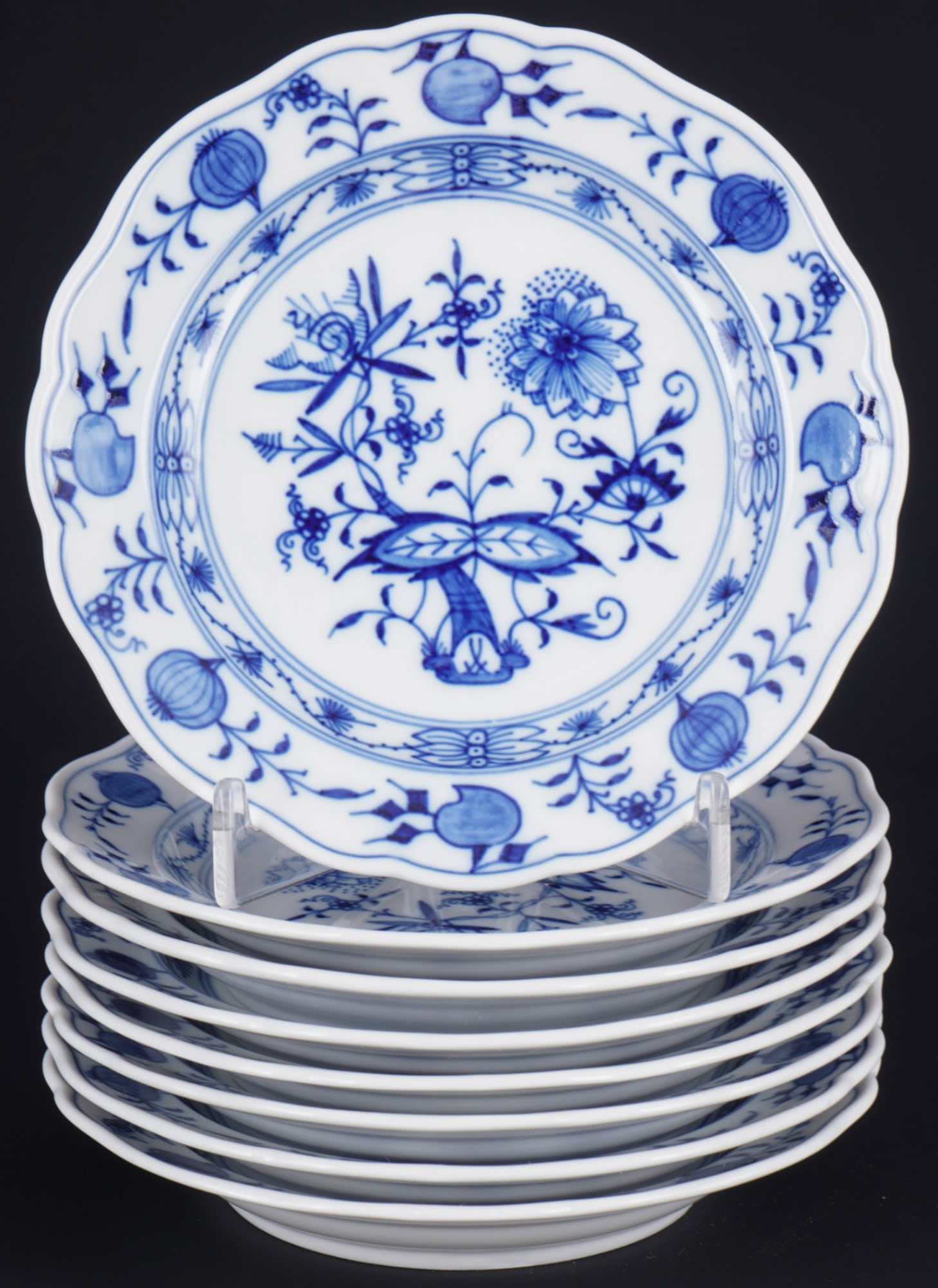 Meissen Blue Onion 8 dessert plates 1st choice, (1 of 3)