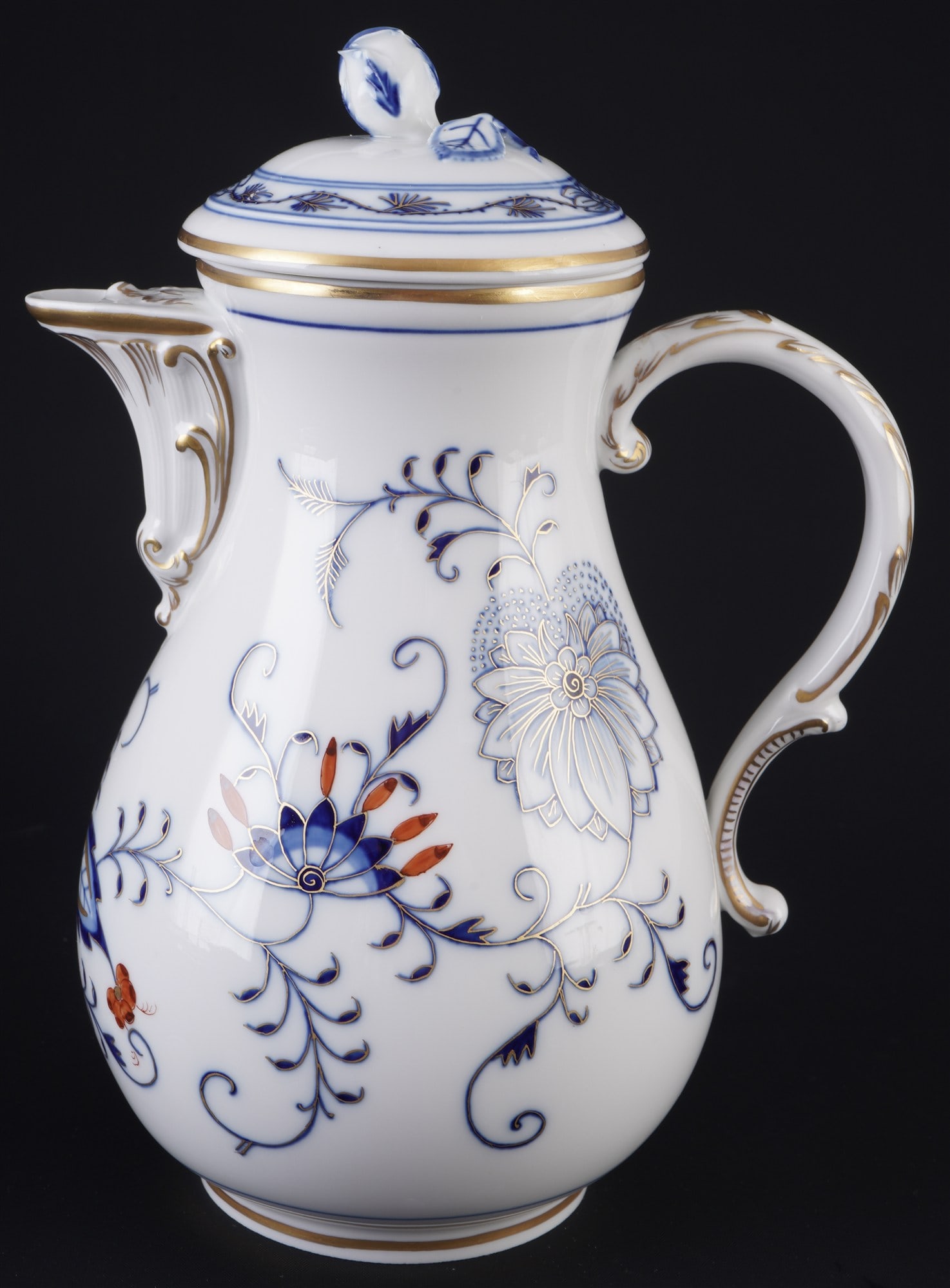 Meissen Blue Onion Royal Red Gold coffee pot, (1 of 5)