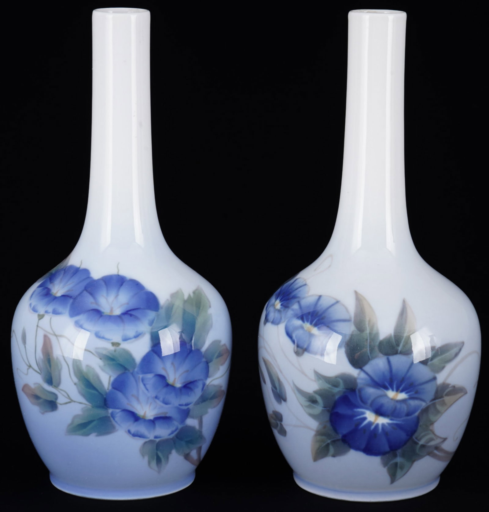 Royal Copenhagen Morning Glory 2 belly vases,: porcelain, Denmark, with green company mark and blue waves, decor Morning Glory (Snerle), model no. 790/43B, 2x H 19.5 cm x D 9 cm