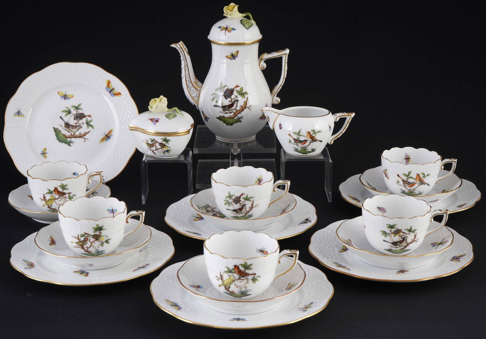 Herend Rothschild mocha service for 6 persons,: 21-piece porcelain, Hungary 20th century, blue company mark, decor RO Rothschild, 1x mocha pot #613 H 17 cm x D 9 cm, 1x milk pot #00 H 5.5 cm x D 7 cm, 1x sugar bowl #00 H 7 cm x D 7 cm, 6x mocha cup