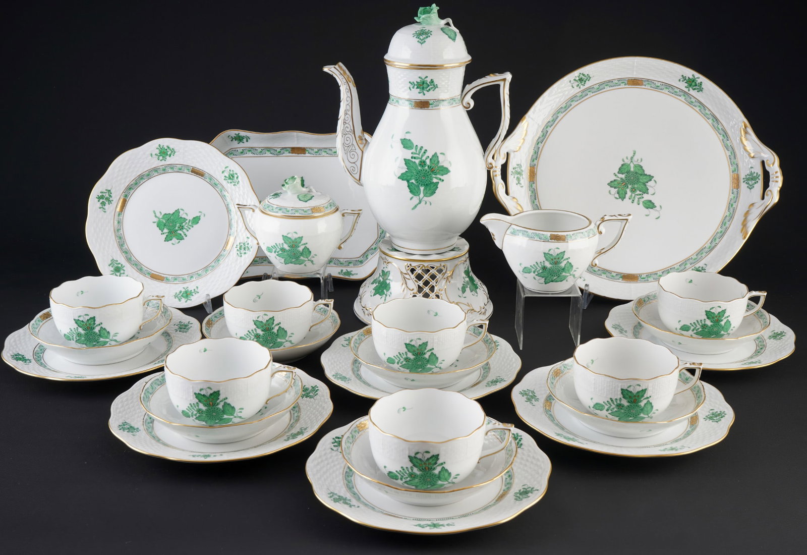 Herend Apponyi Vert tea service for 7 persons, (1 of 11)
