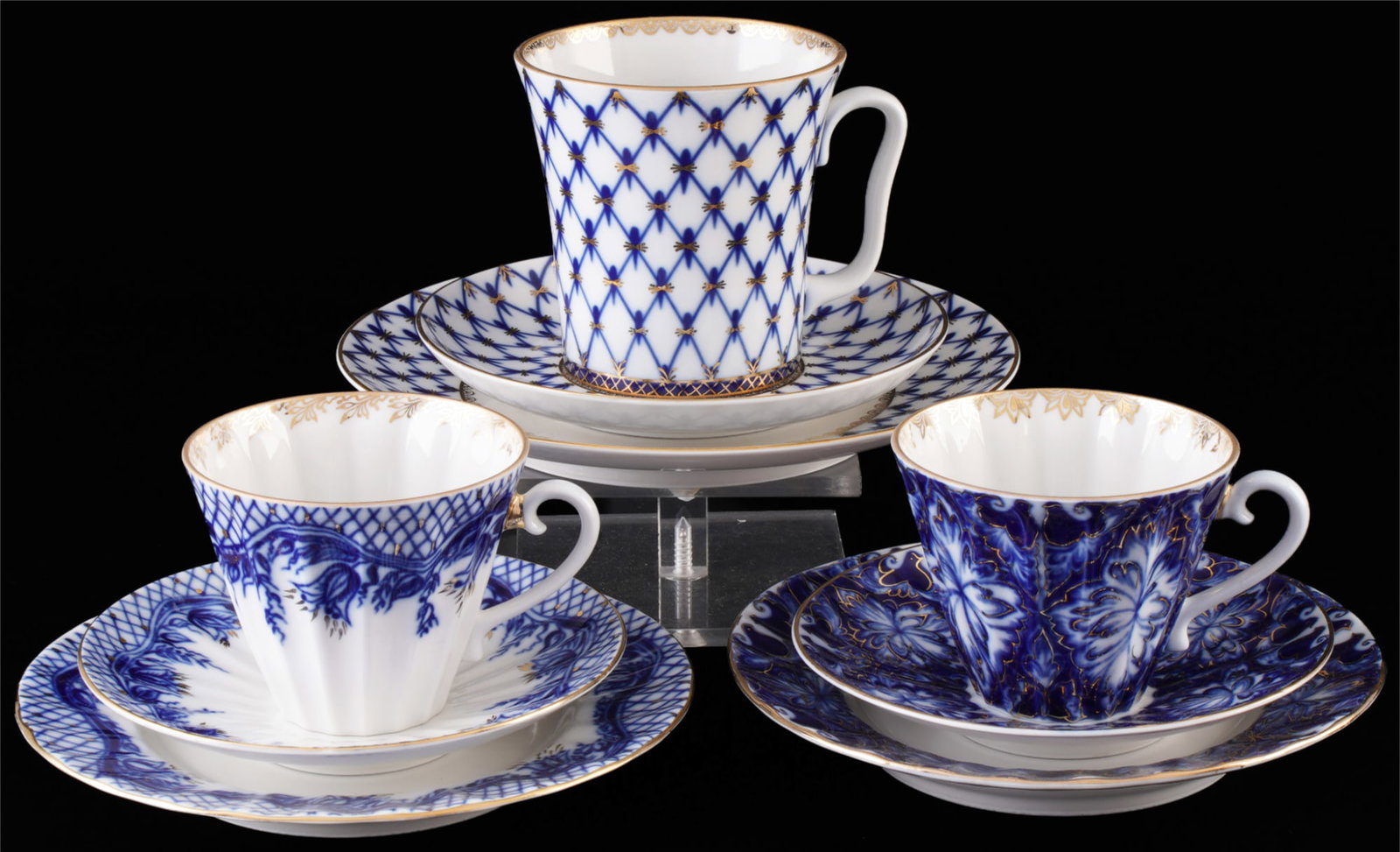 Lomonosov 3 coffee sets - various decors including Cobalt Net Gold,: Porcelain, Russia, red company mark Russia, decors cobalt net gold, black grouse and blue rhapsody, 1x cobalt net gold cup H 9.5 cm x D 9.5 cm, UT D 15.5 cm, cake plate D 20 cm, 1x Blue Rhapsody / 1x 