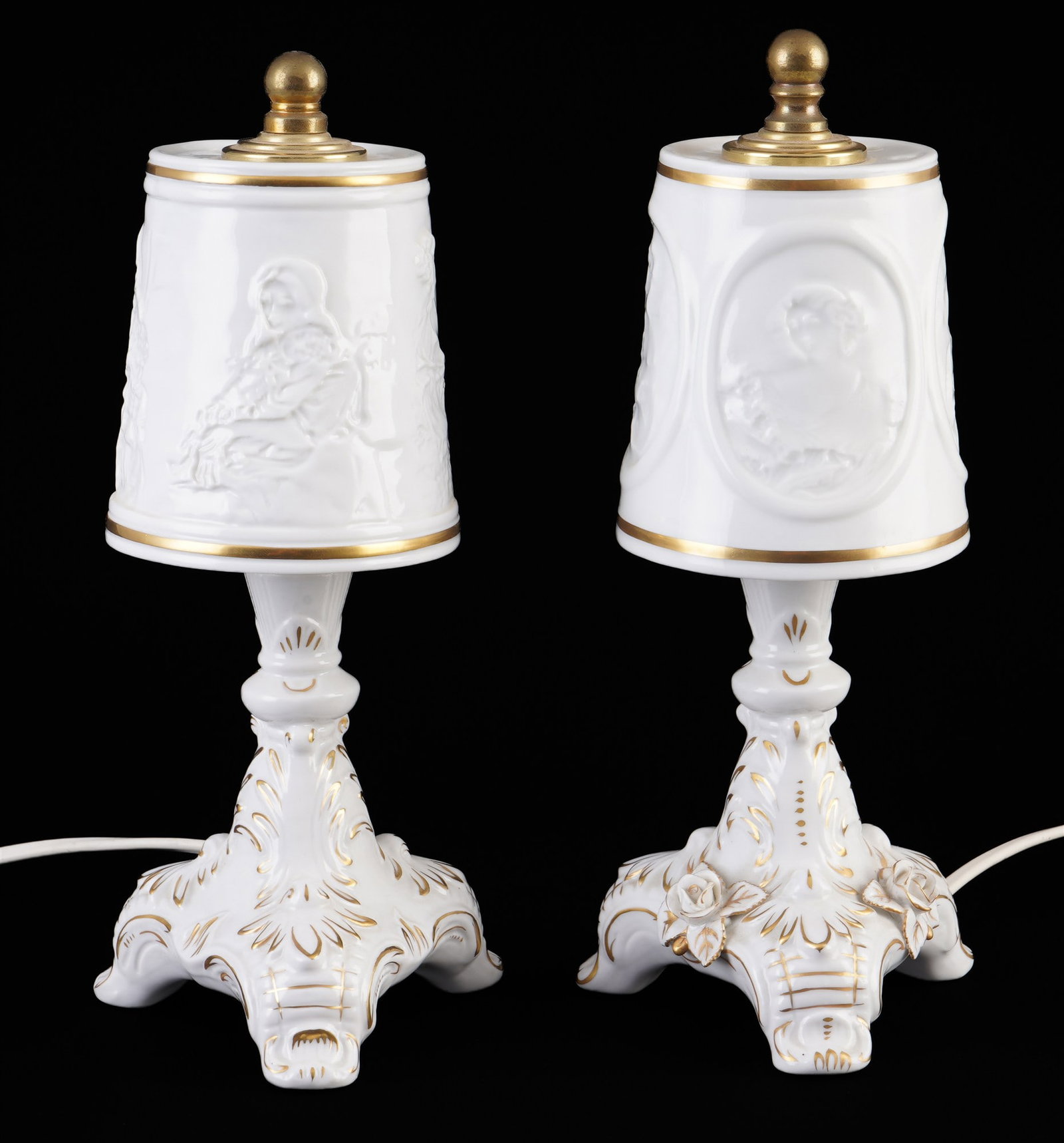 Sitzendorf Thuringia pair of lithophanes table lamps,: porcelain, blue company mark, lampshades decorated all around with figurative lithophanes, E-14 socket, 2x approx. H 24.5 cm x W 11 cm