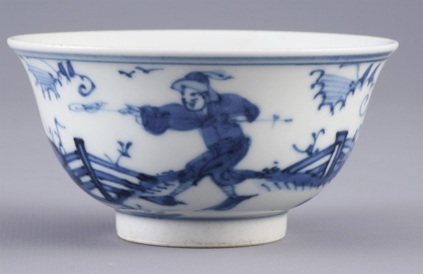 Blue and white bowl with Jiajing seal mark, China: Porcelain, China, in the Ming style (1368–1644), a small blue and white bowl with figural scenes, signed with Jiajing seal mark, H 4.6 cm x D 9.32 cm, private collection in North Rhine-Westphalia