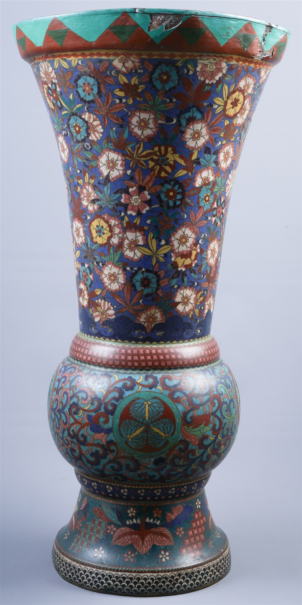 Large cloisonné vase, China, 19th/20th century (1 of 9)