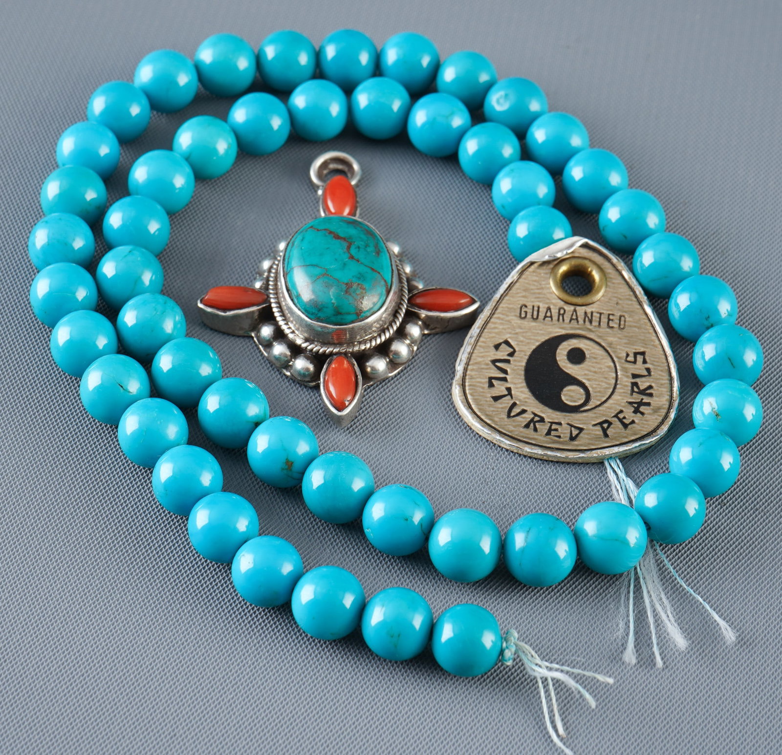 Turquoise necklace with pendant, China: Turquoise necklace with pendant, China, pendant made of 925 sterling silver, chain length 40 cm, pendant length 4 cm x width 3.2 cm