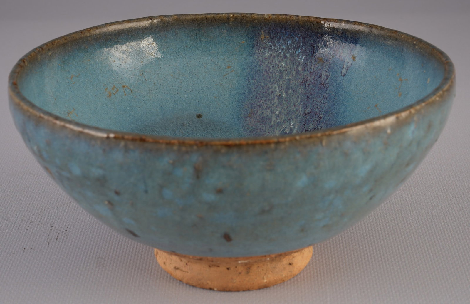 Antique Junyao bowl with sky-blue glaze, China (1 of 7)