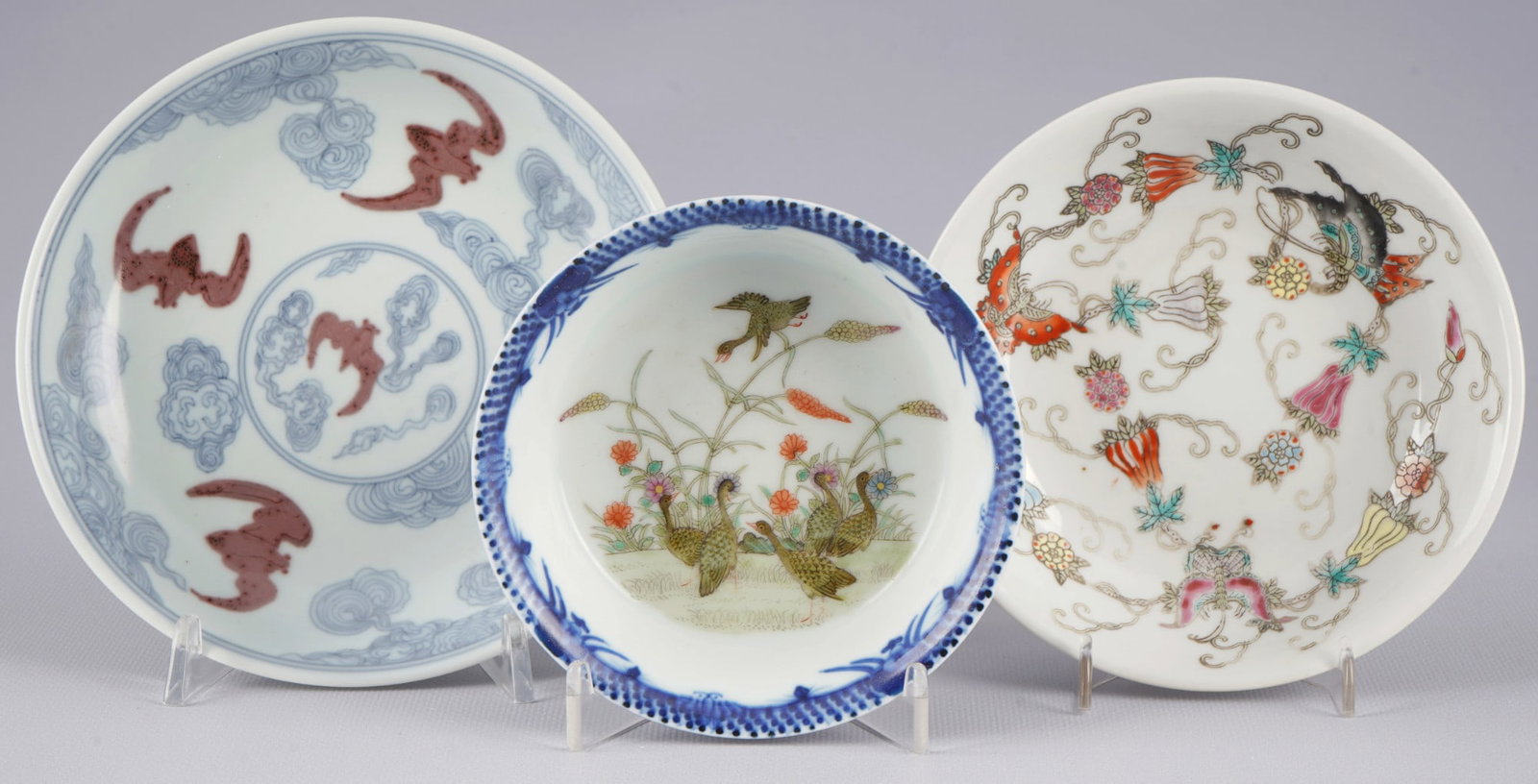 Three porcelain objects, China, 19th/20th century,: Porcelain, China, 19th/20th century, three porcelain objects: two plates and one bowl, diameter 16 cm, diameter 14.3 cm, bowl height 4 cm x diameter 12 cm