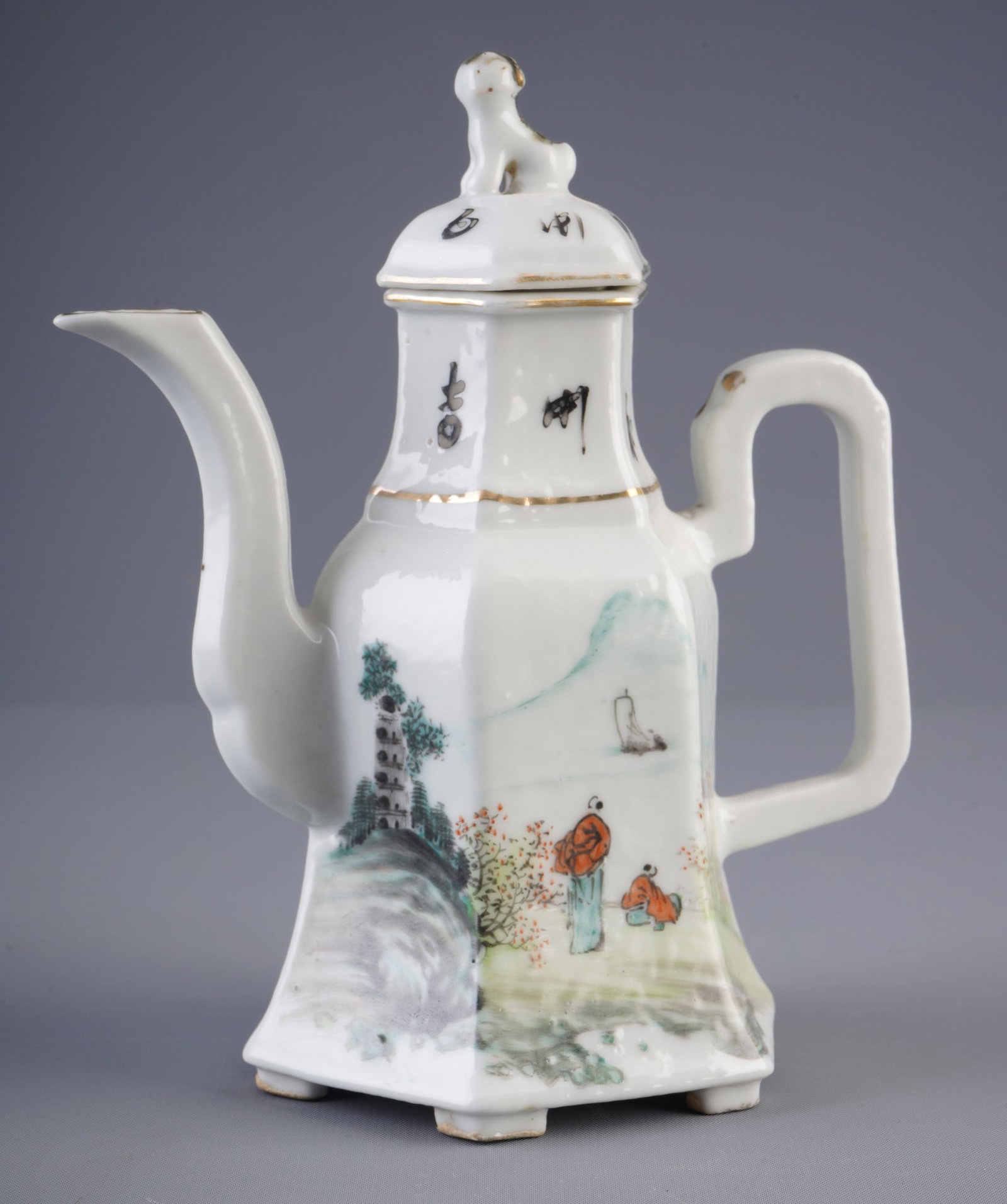 Famille Rose teapot, China, 20th century (1 of 8)