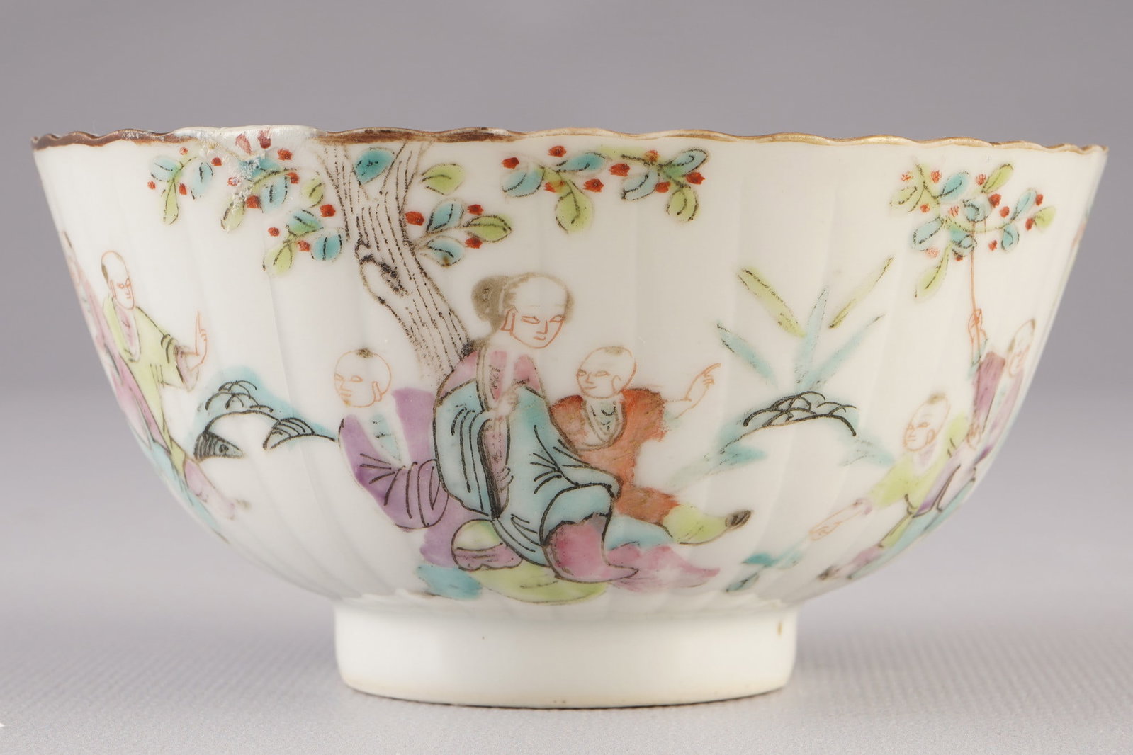 Famille Rose bowl, China, Tongzhi period,: Porcelain, China, Qing Dynasty, Tongzhi period (1862–1875), Famille Rose bowl, finely painted with a figural scene, H 5.5 cm x D 10.6 cm, a small restoration on the rim, German private collection