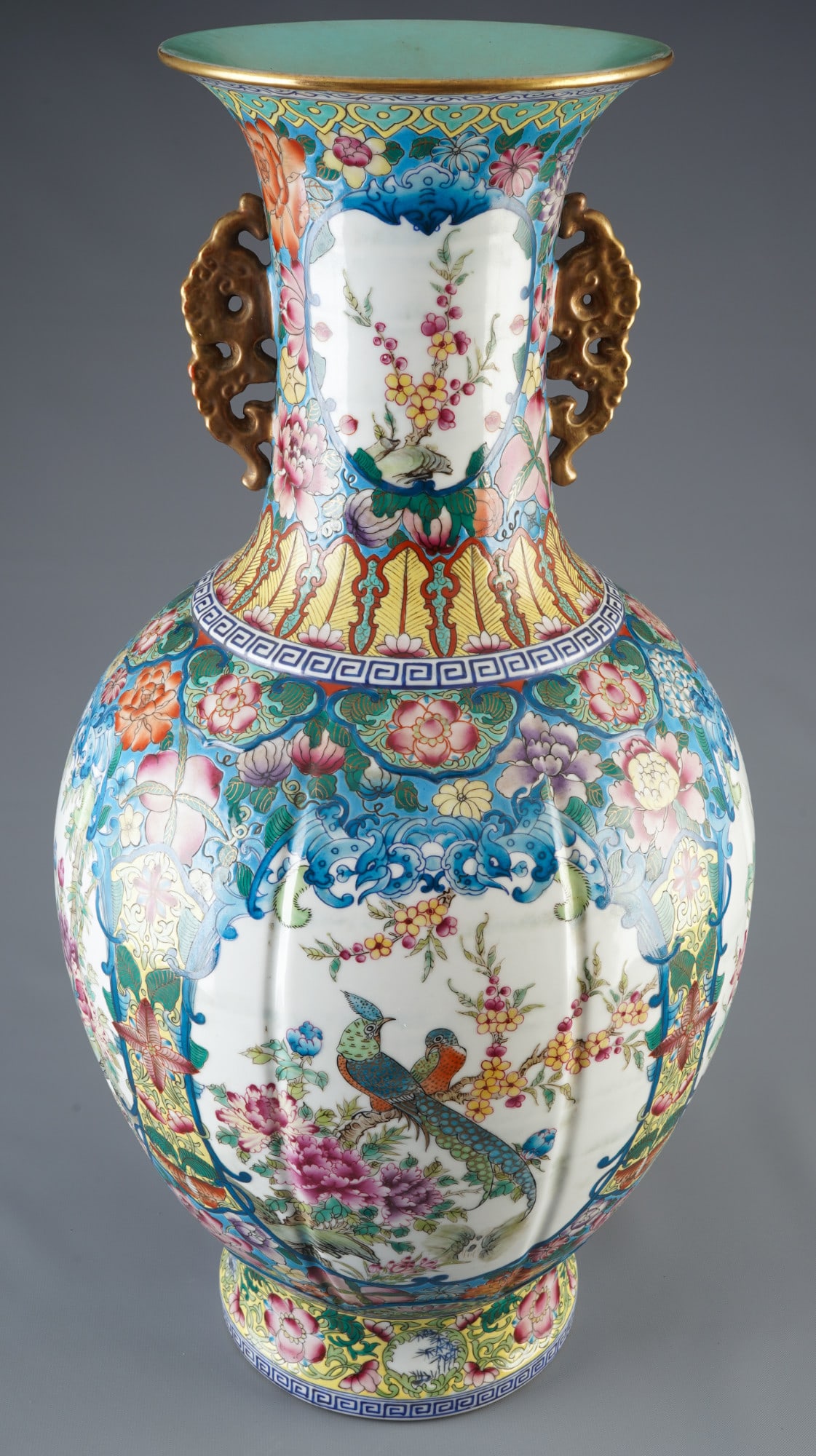 Large family rose vase with double ring, China, late Qing/Republic period, (1 of 12)