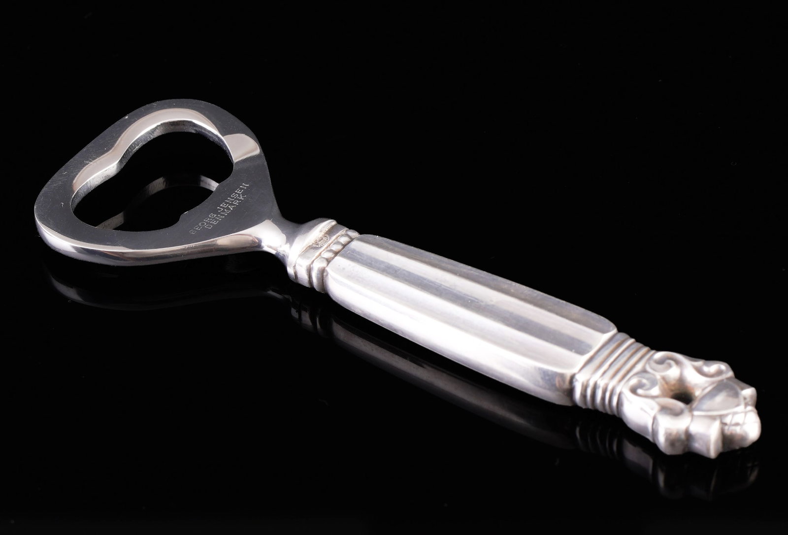 Georg Jensen Acorn 925 sterling silver bottle opener,: sterling silver 925/000, hallmarked 925 + sterling + Georg Jensen + Denmark, decor Acorn around 1915, length 11.5 cm, weight 50 grams
