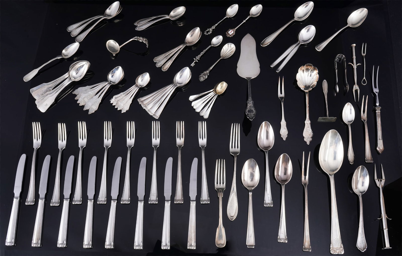 800 silver extensive cutlery set, 84 pieces, (1 of 6)