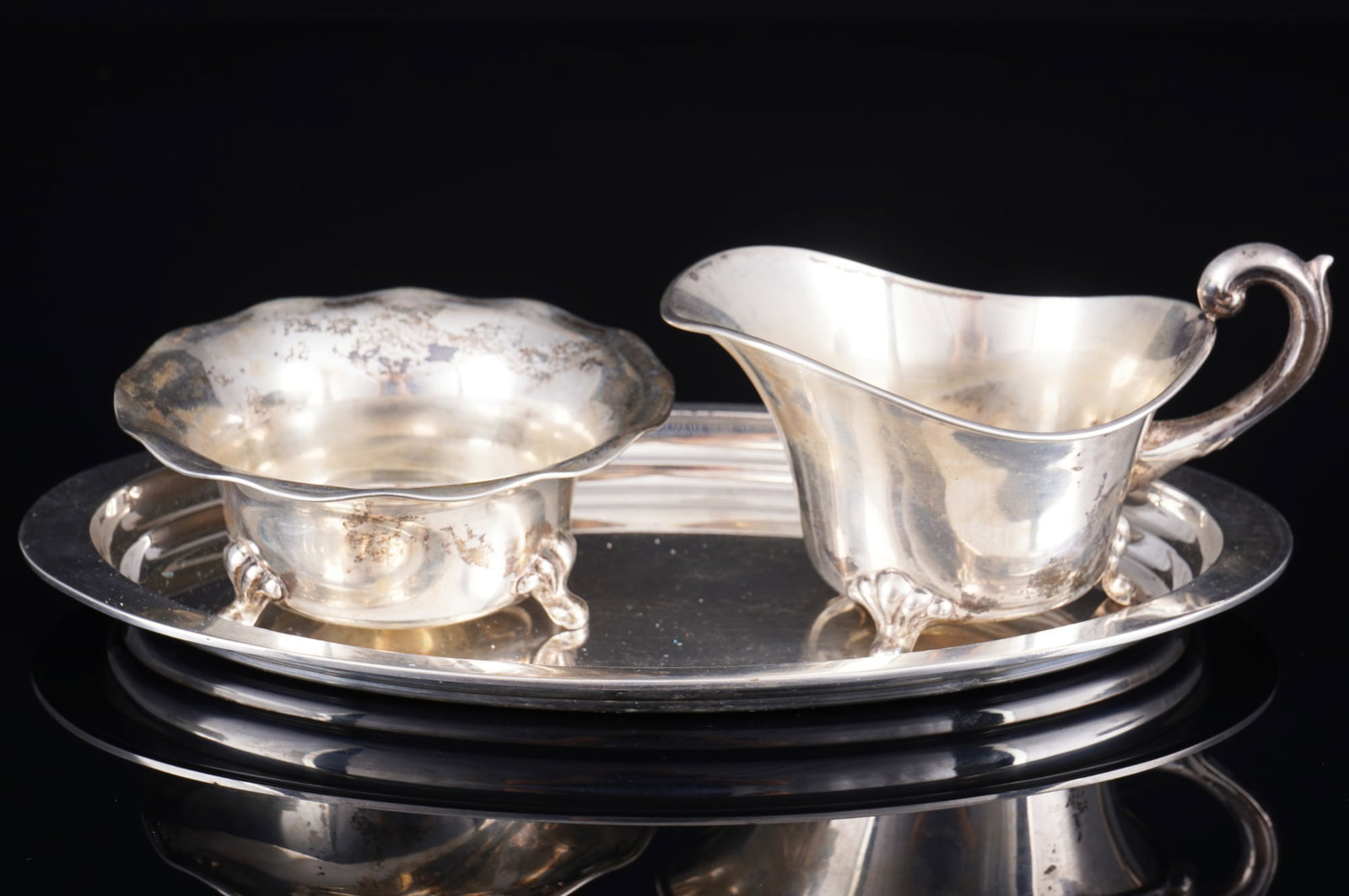 800/835 silver cruet set with milk jug and sugar bowl on a tray - e.g., Läger & Co Hanau, (1 of 4)