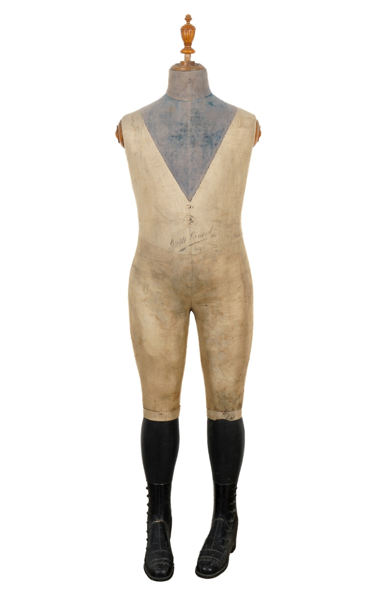Buste Girard Paris - Full-body dressmaker's dummy circa 1900-1920,: France circa 1900-1930, H 116.5 cm x W 30 cm x D 20 cm, the body retains its original linen covering with a clearly legible manufacturer's stamp "Buste Girard PARIS" and the size designation "8". The 