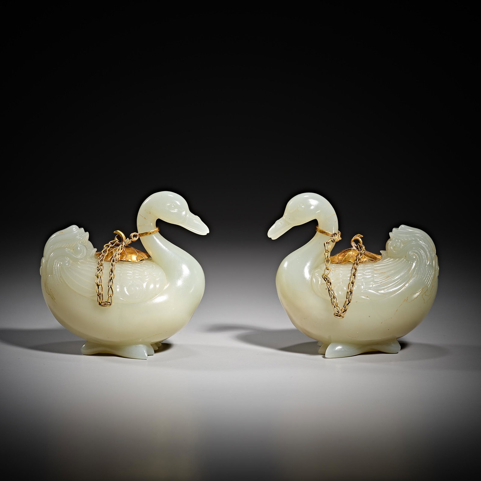 Hetian Jade Duck in Song Dynasty of China (1 of 6)