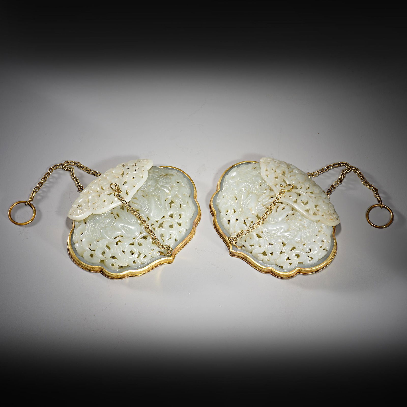 Chinese Yuan Dynasty Hetian jade hollow lion grain sachet (1 of 6)