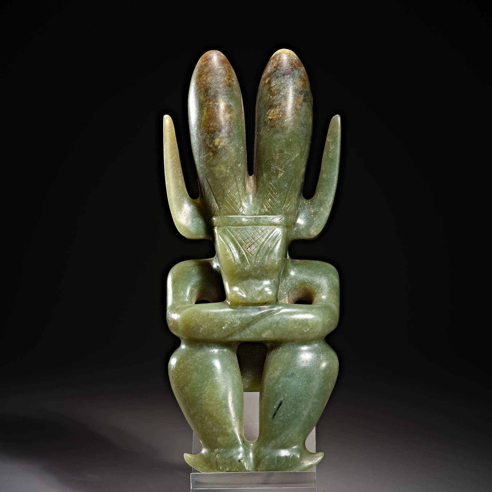 Jade beast of Chinese Red Mountain culture (1 of 6)