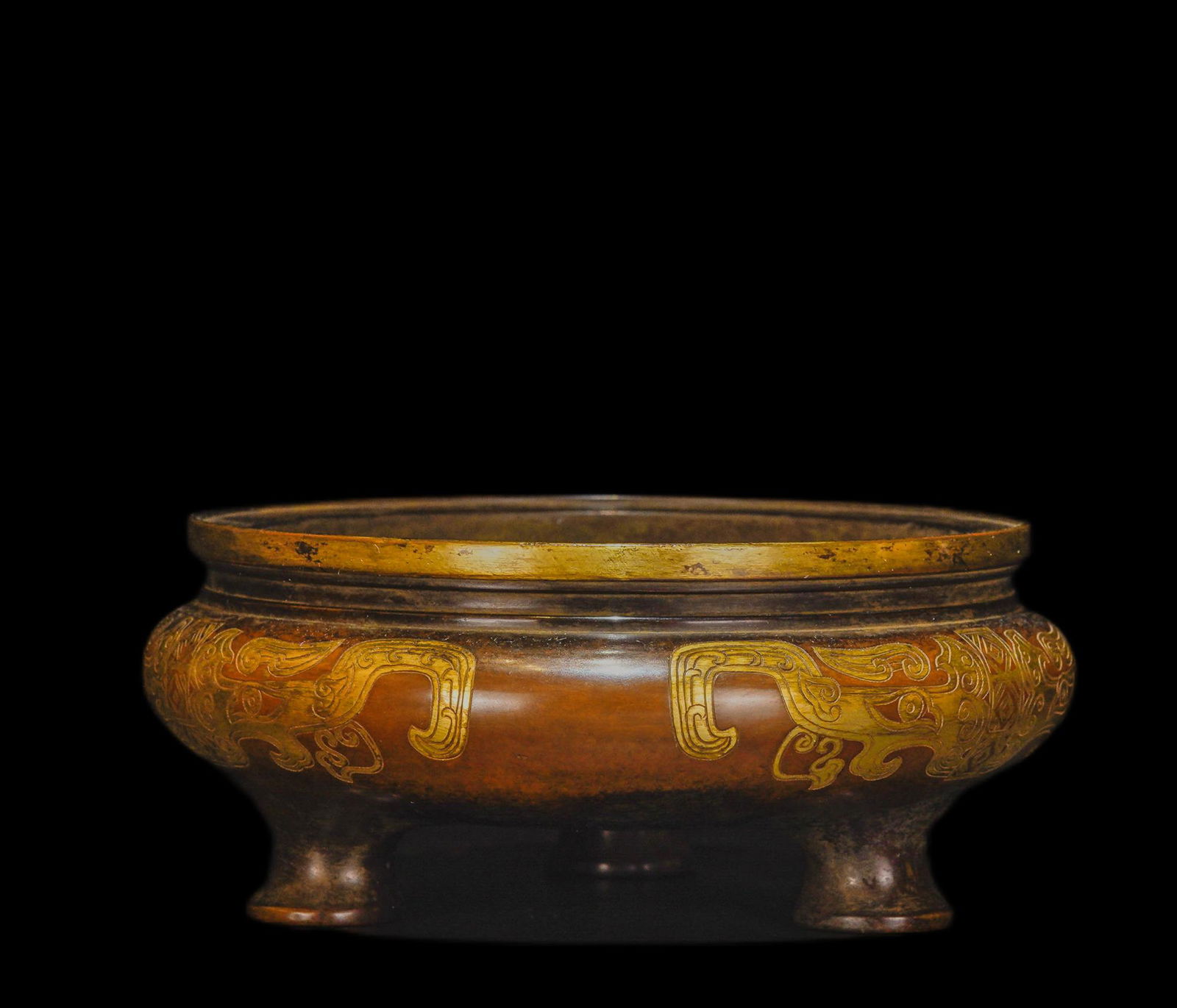 China Daming Xuande incense burner (1 of 10)