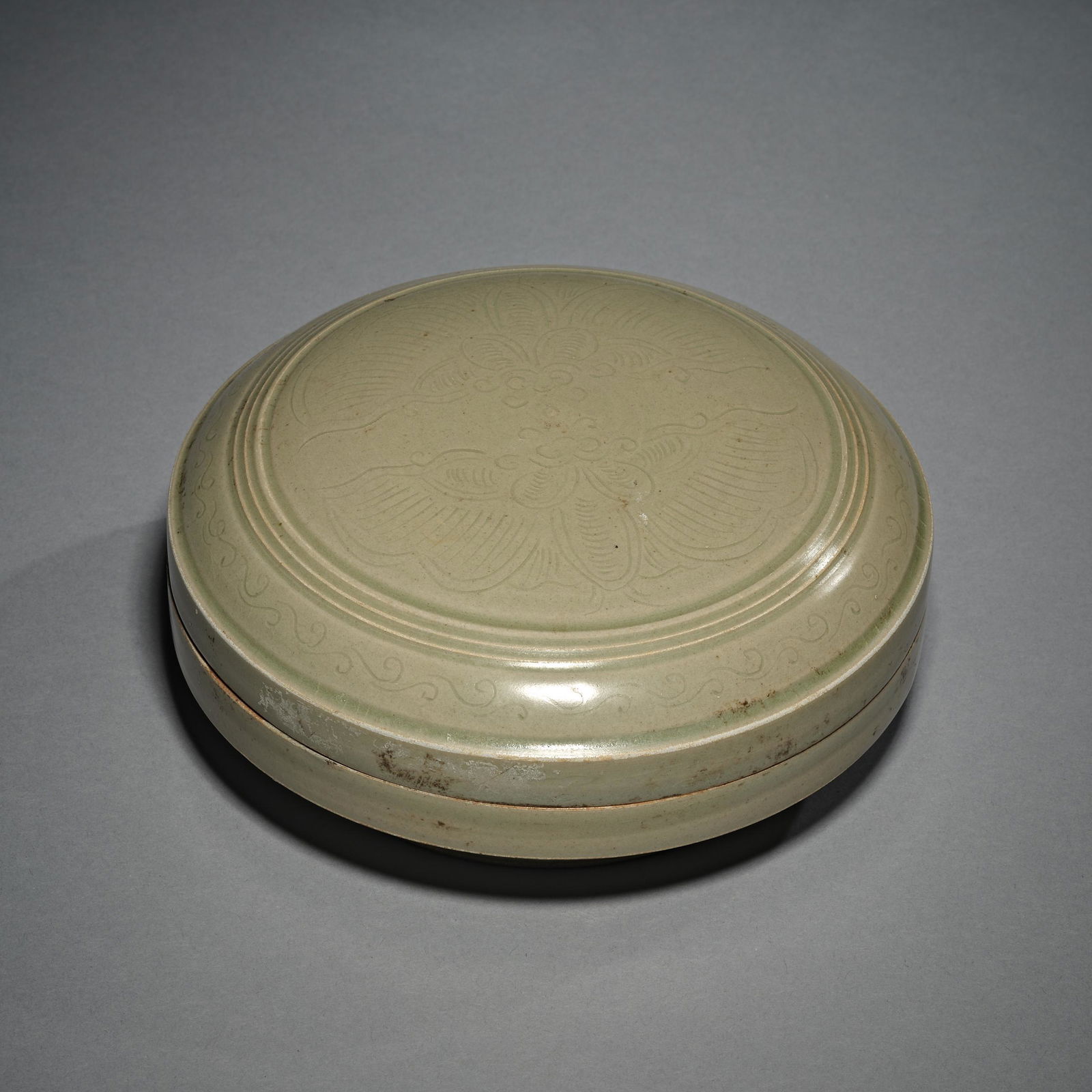 China song Dynasty blue porcelain box (1 of 5)